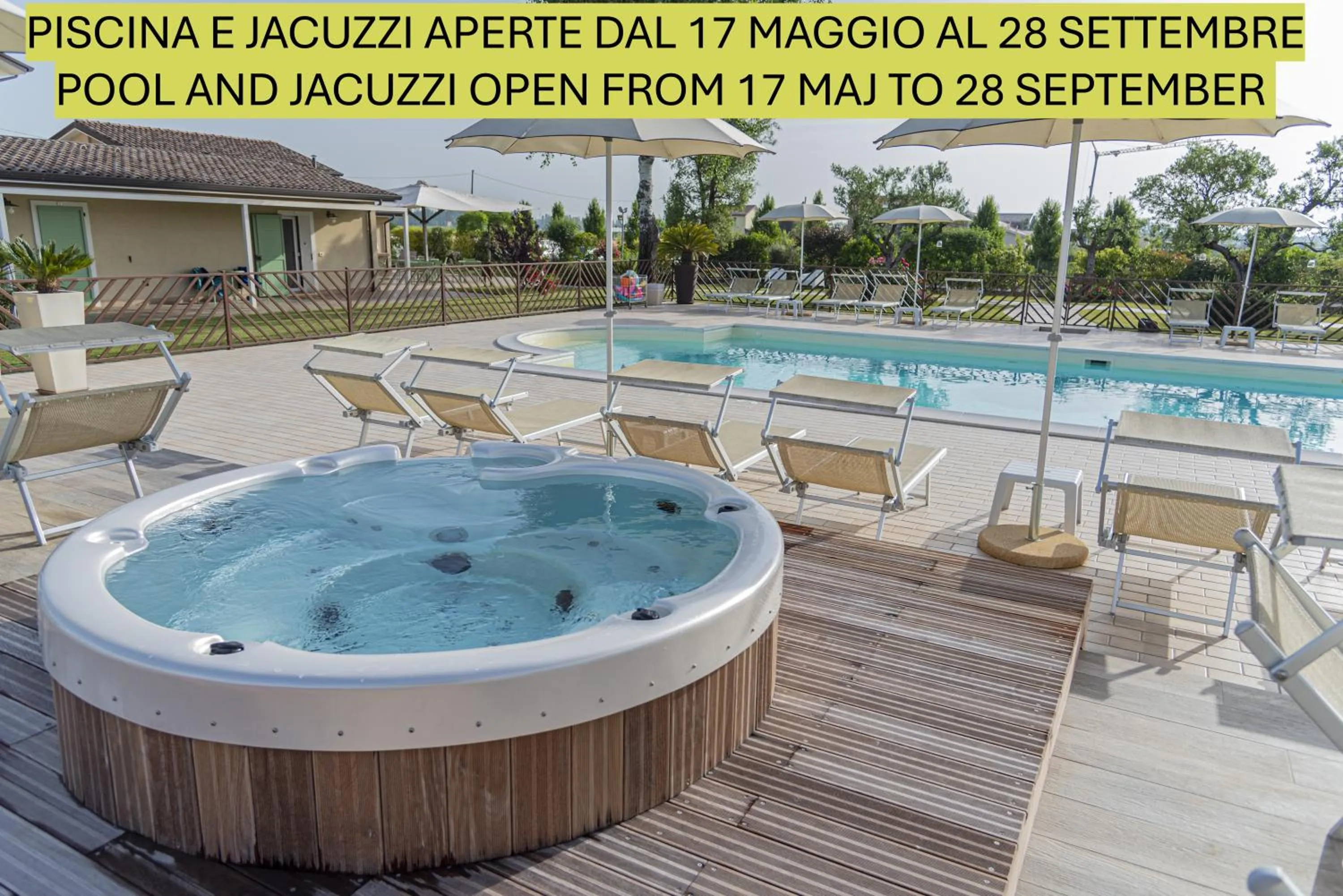 Swimming pool in Agriturismo B&B Vista Parco