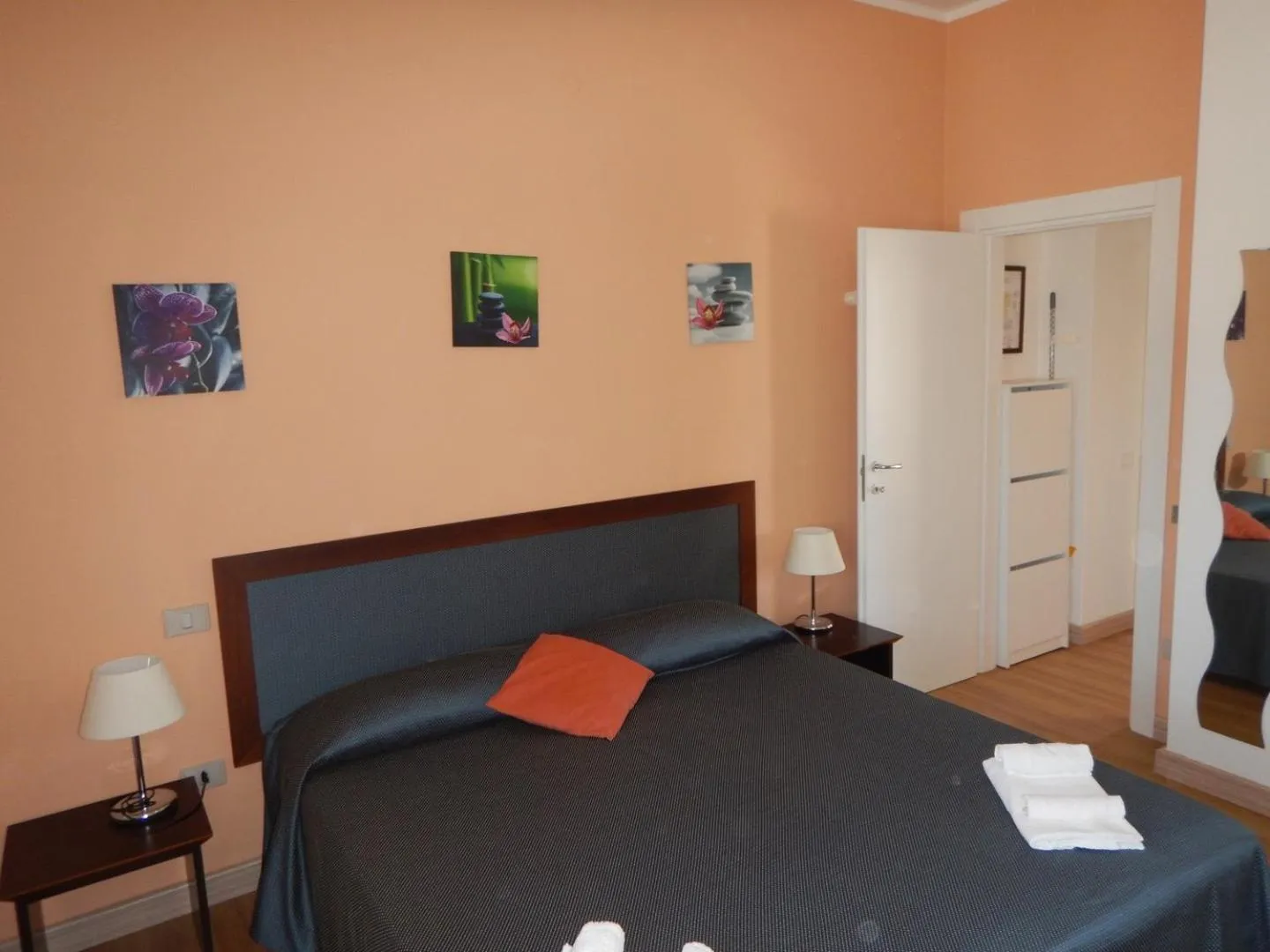 Bedroom, Bed in Ville Paola e Daniela