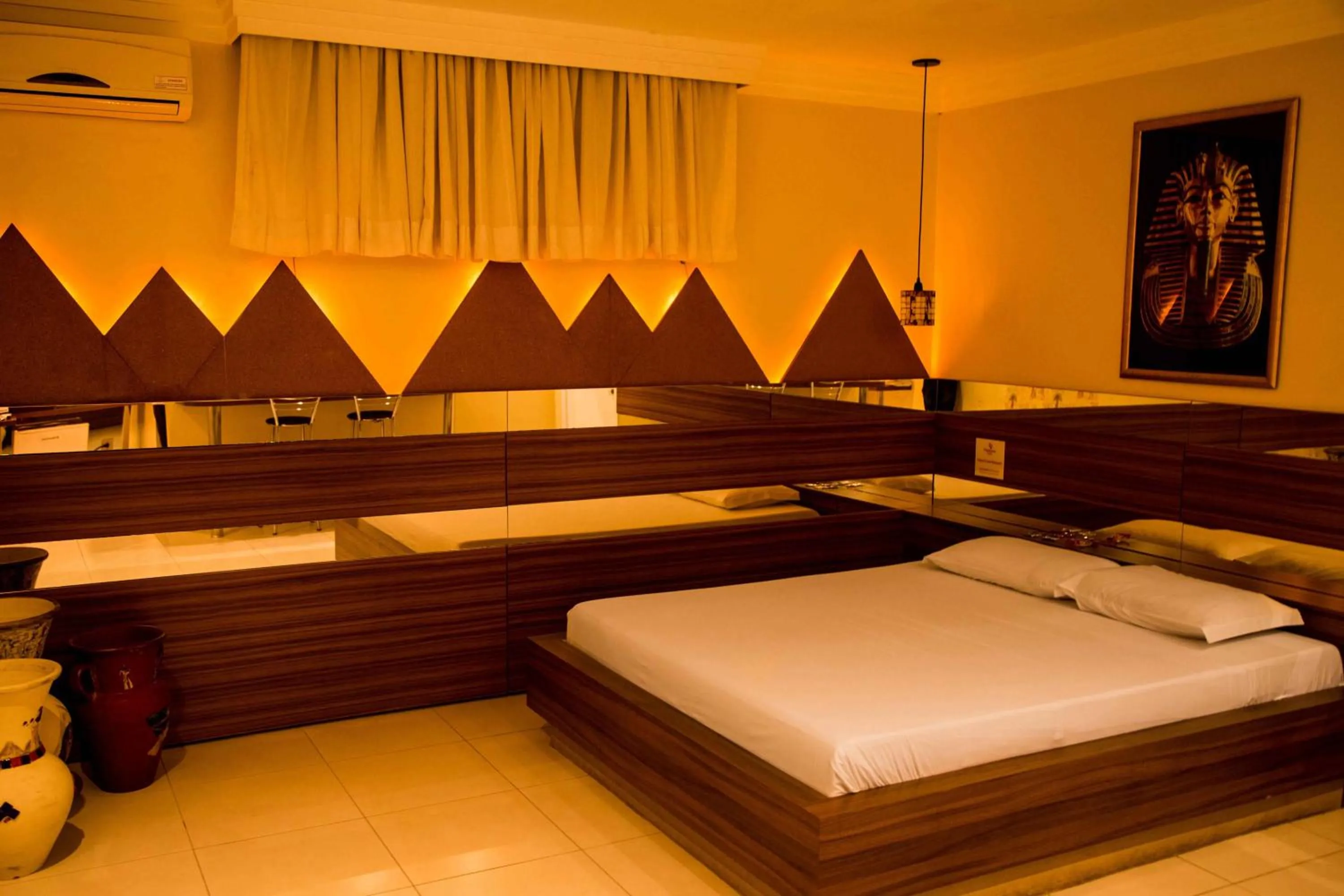 Bedroom, Bed in Passione Criciúma - Adult Only