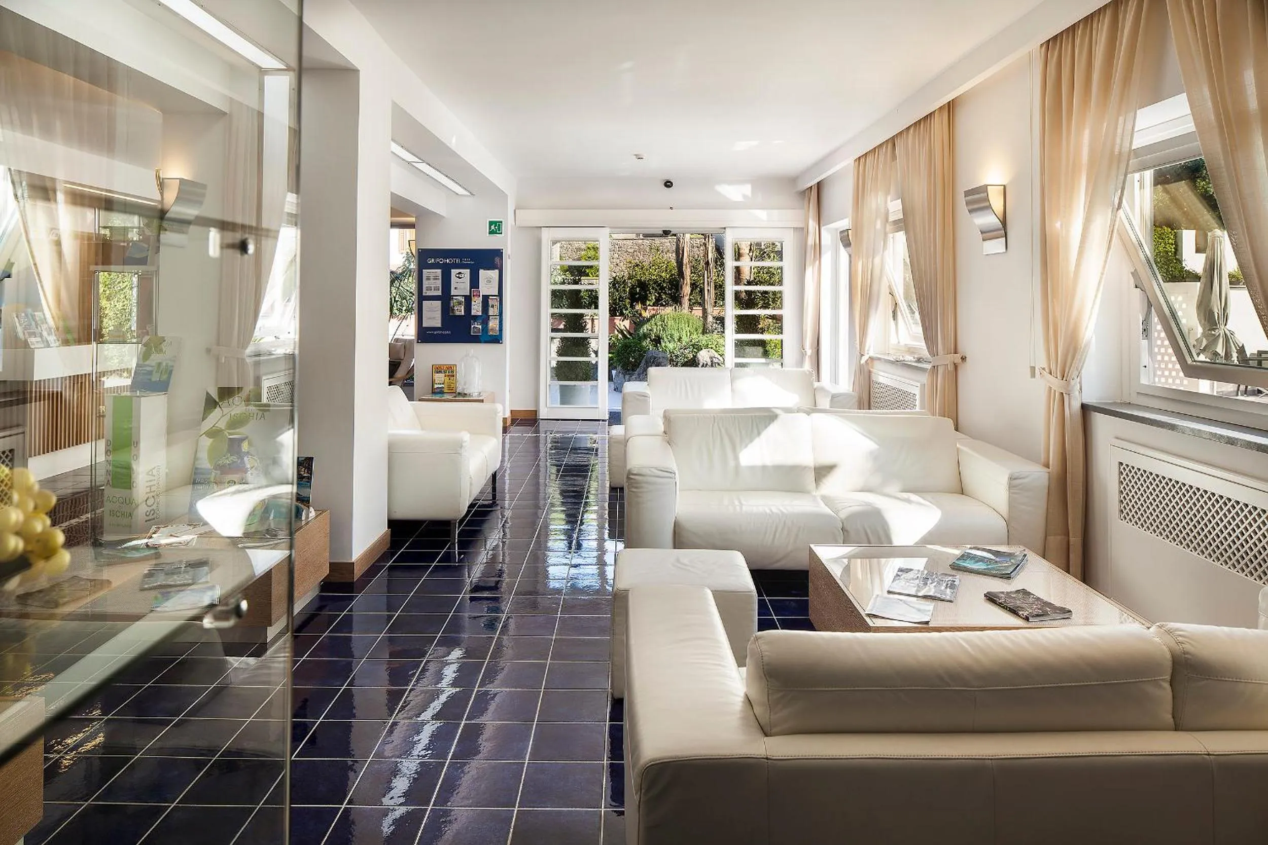 Lobby or reception in Grifo Hotel Charme & SPA