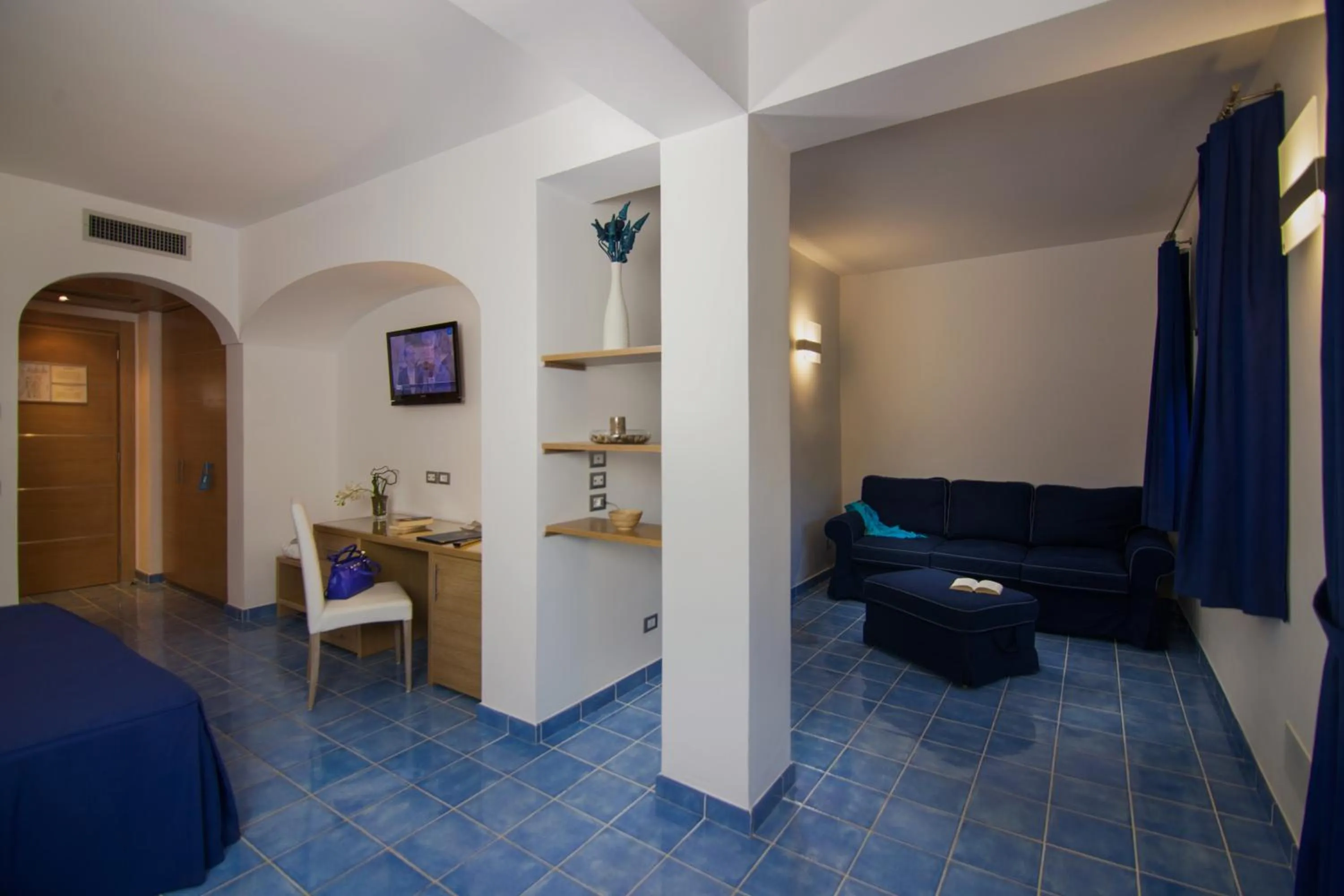 Photo of the whole room, Bed in Grifo Hotel Charme & SPA