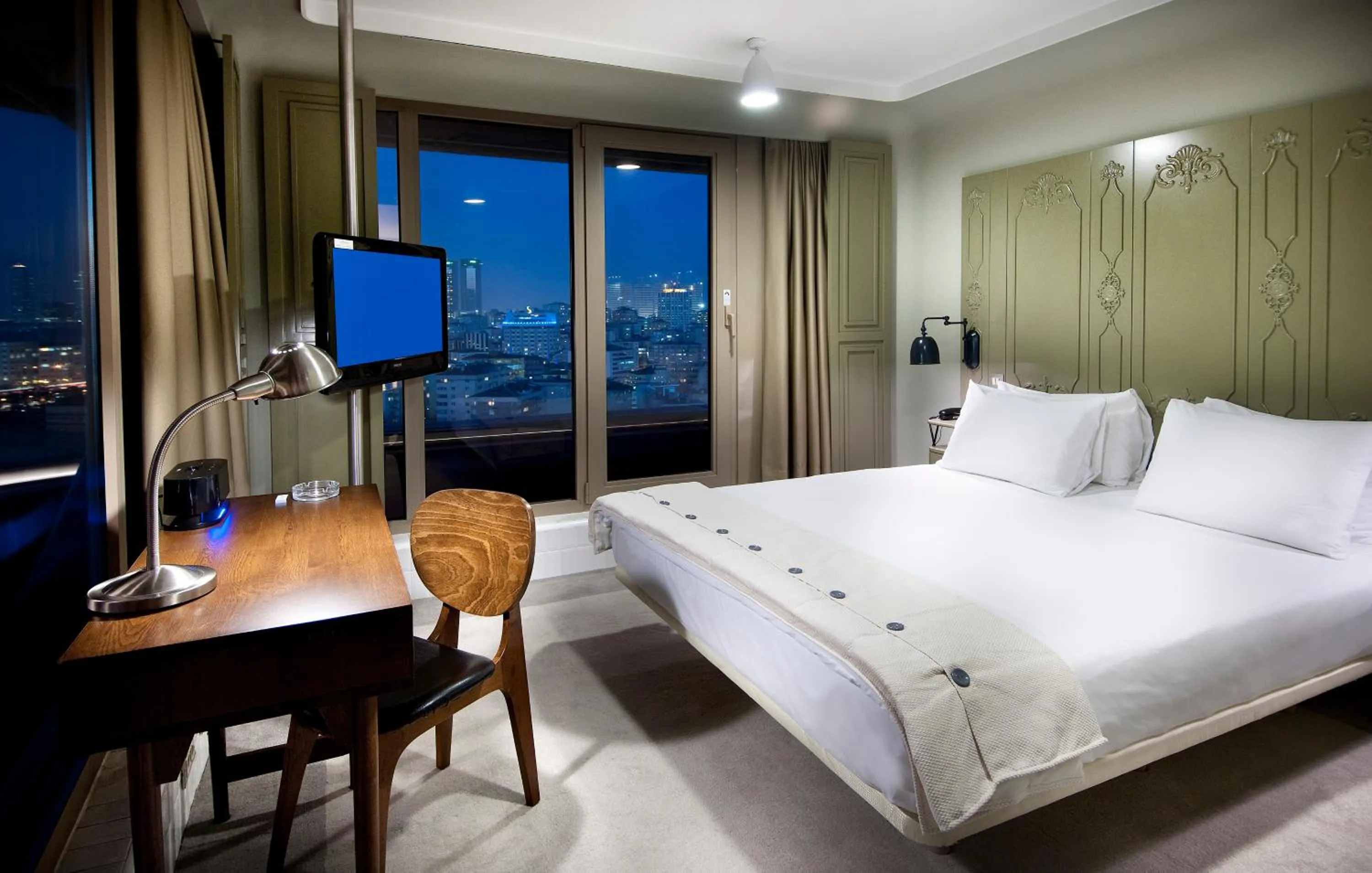 View (from property/room), Bed in The Cettia Istanbul