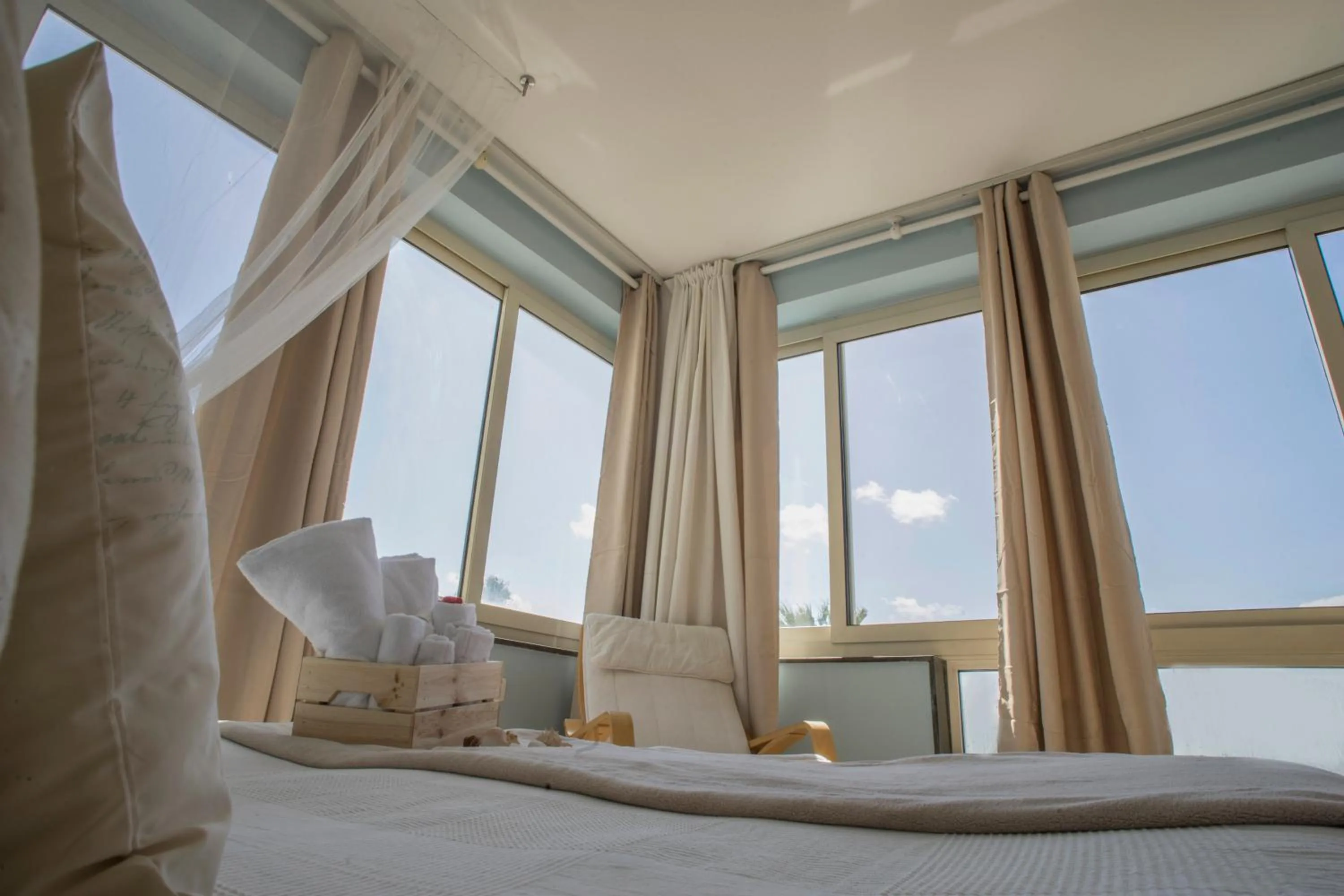 Landmark view, Bed in L'Approdo