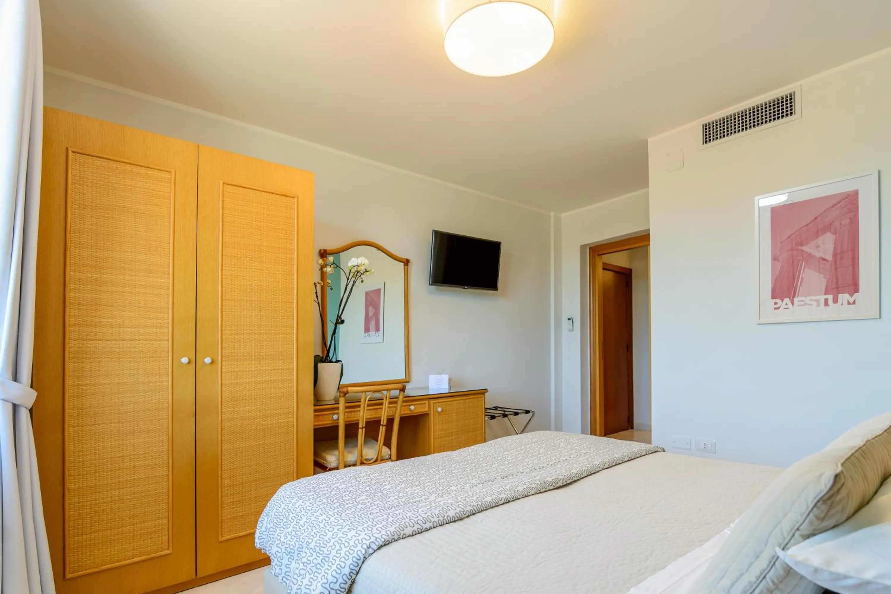 Bed in Hotel Mandetta - Adults Only