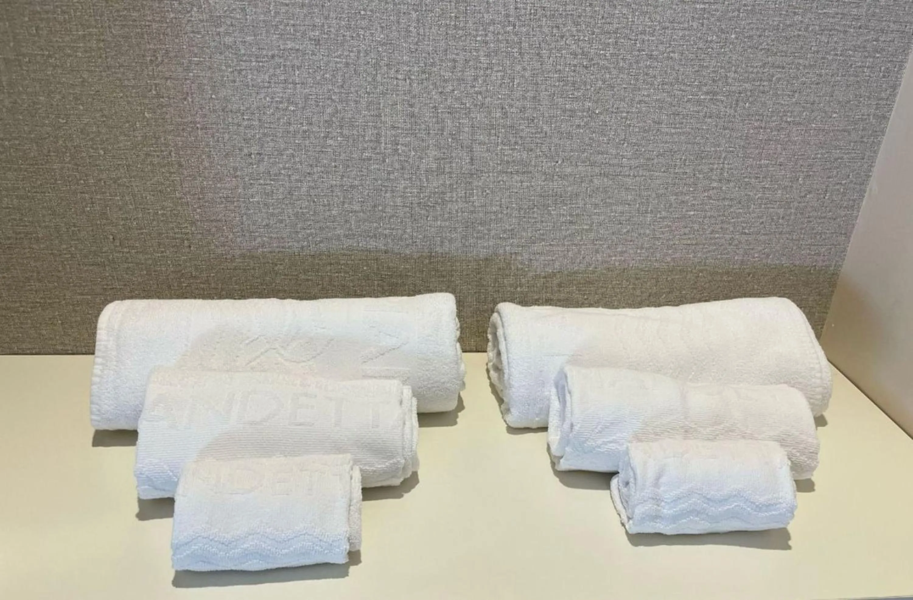 towels, Bed in Hotel Mandetta - Adults Only