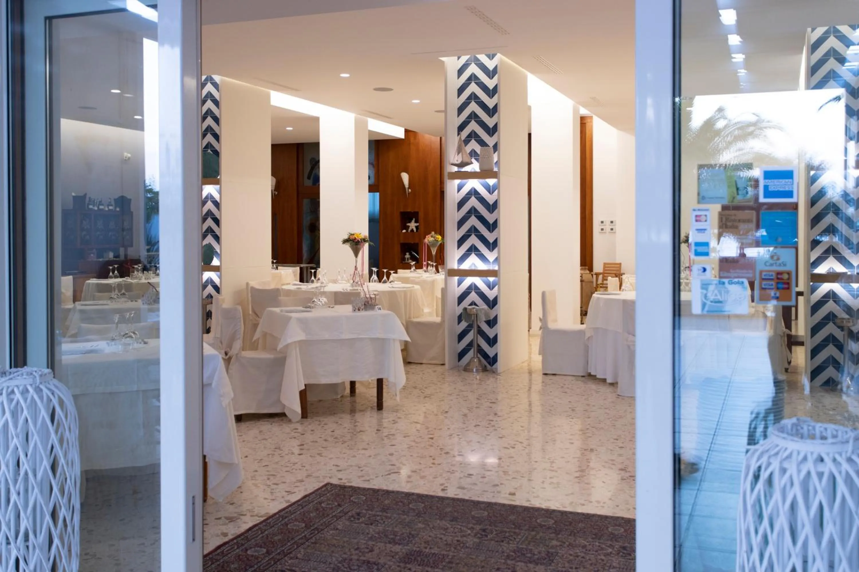 Restaurant/places to eat in Hotel Mandetta - Adults Only