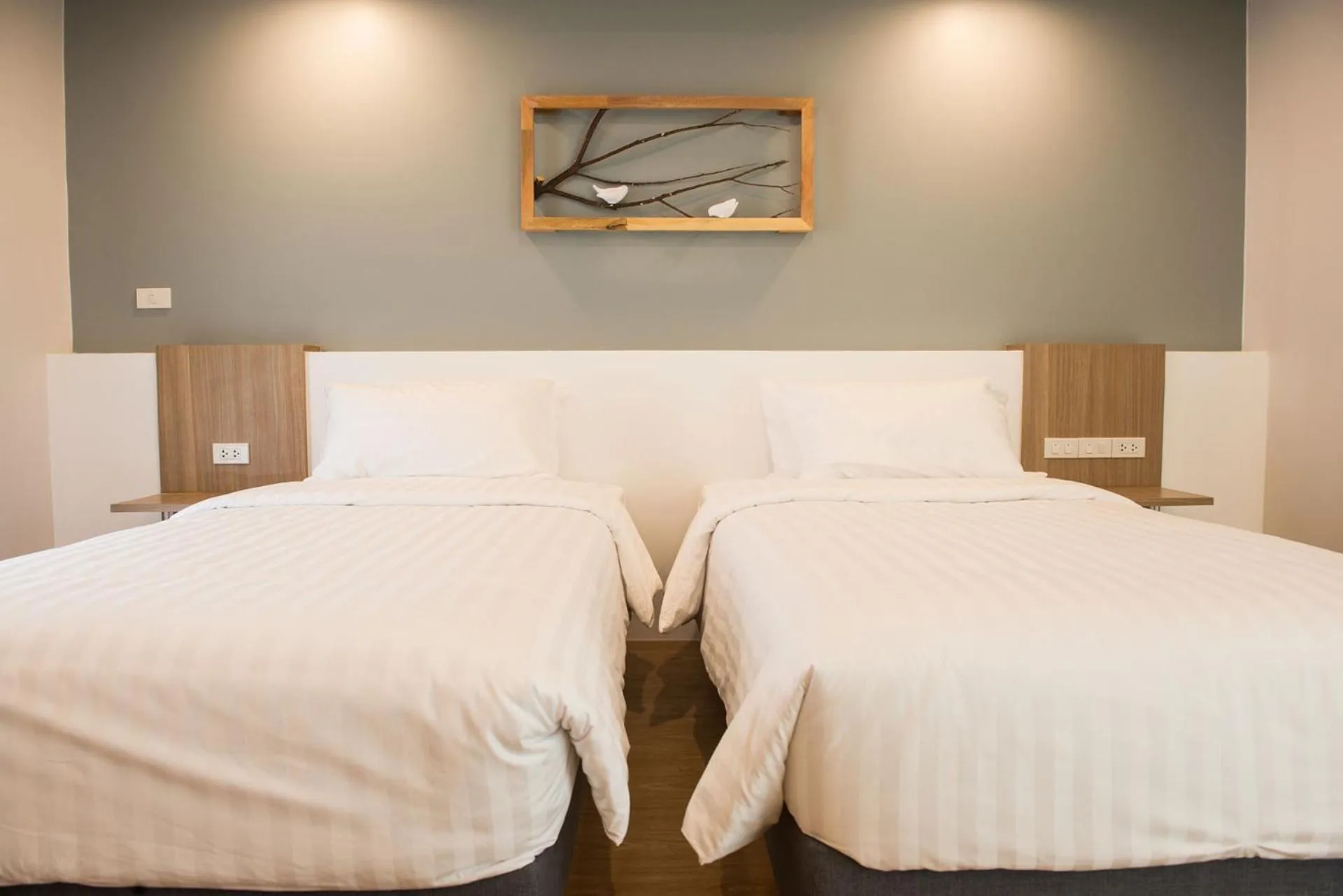 Photo of the whole room, Bed in Shade House - Bitec Bangna