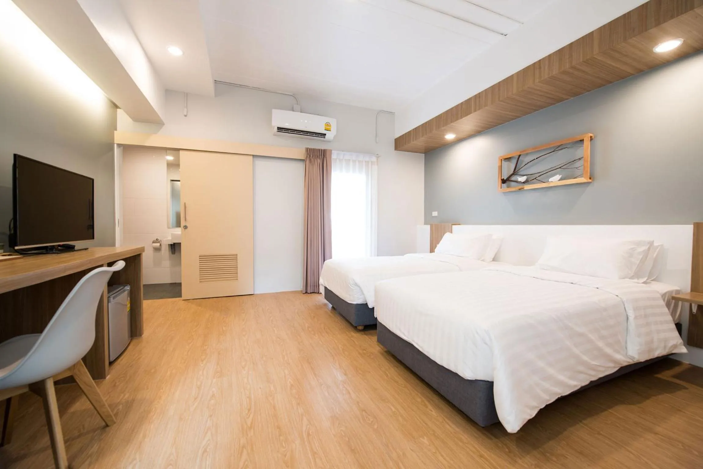 Photo of the whole room, Bed in Shade House - Bitec Bangna