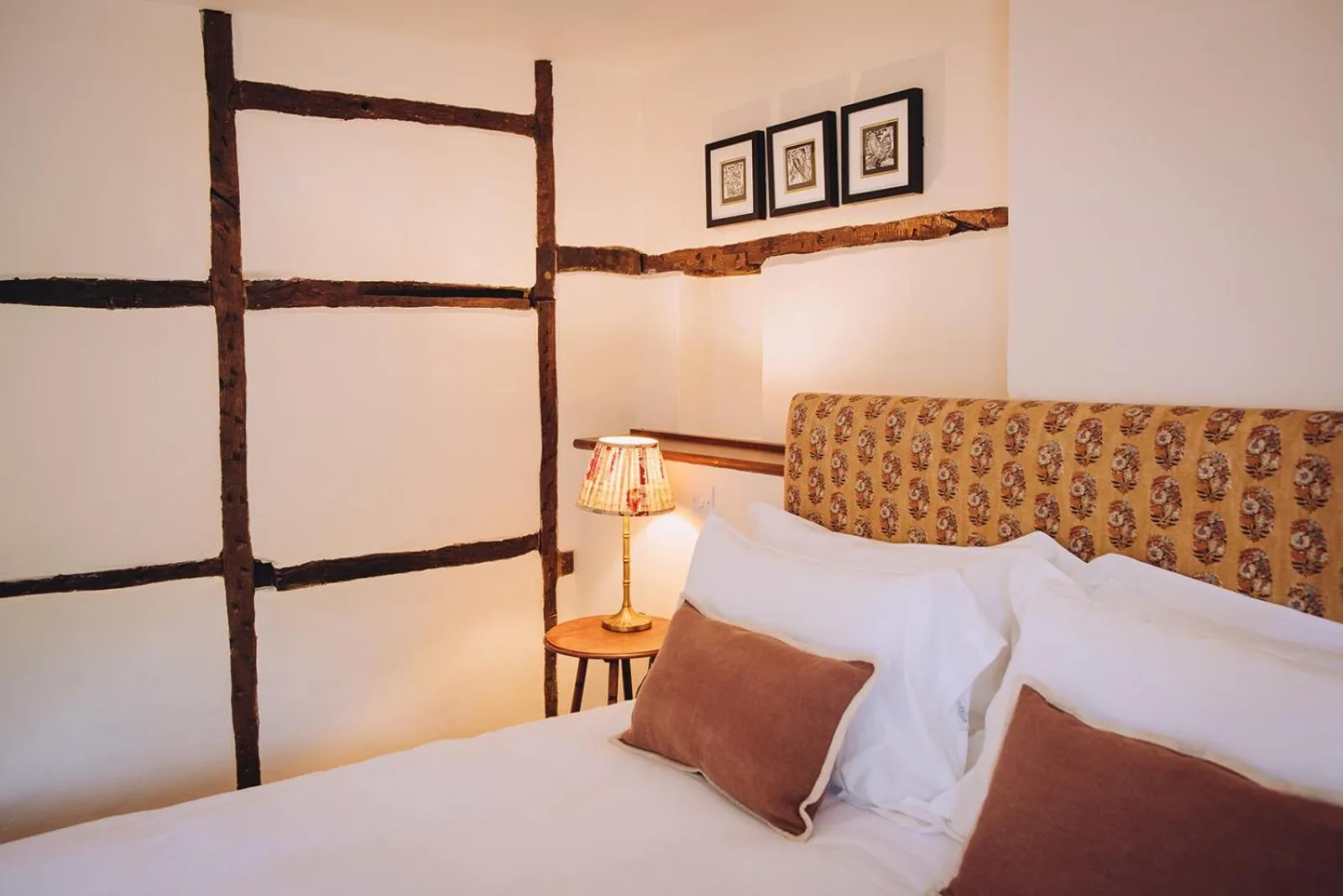 Bed in The Drummond at Albury