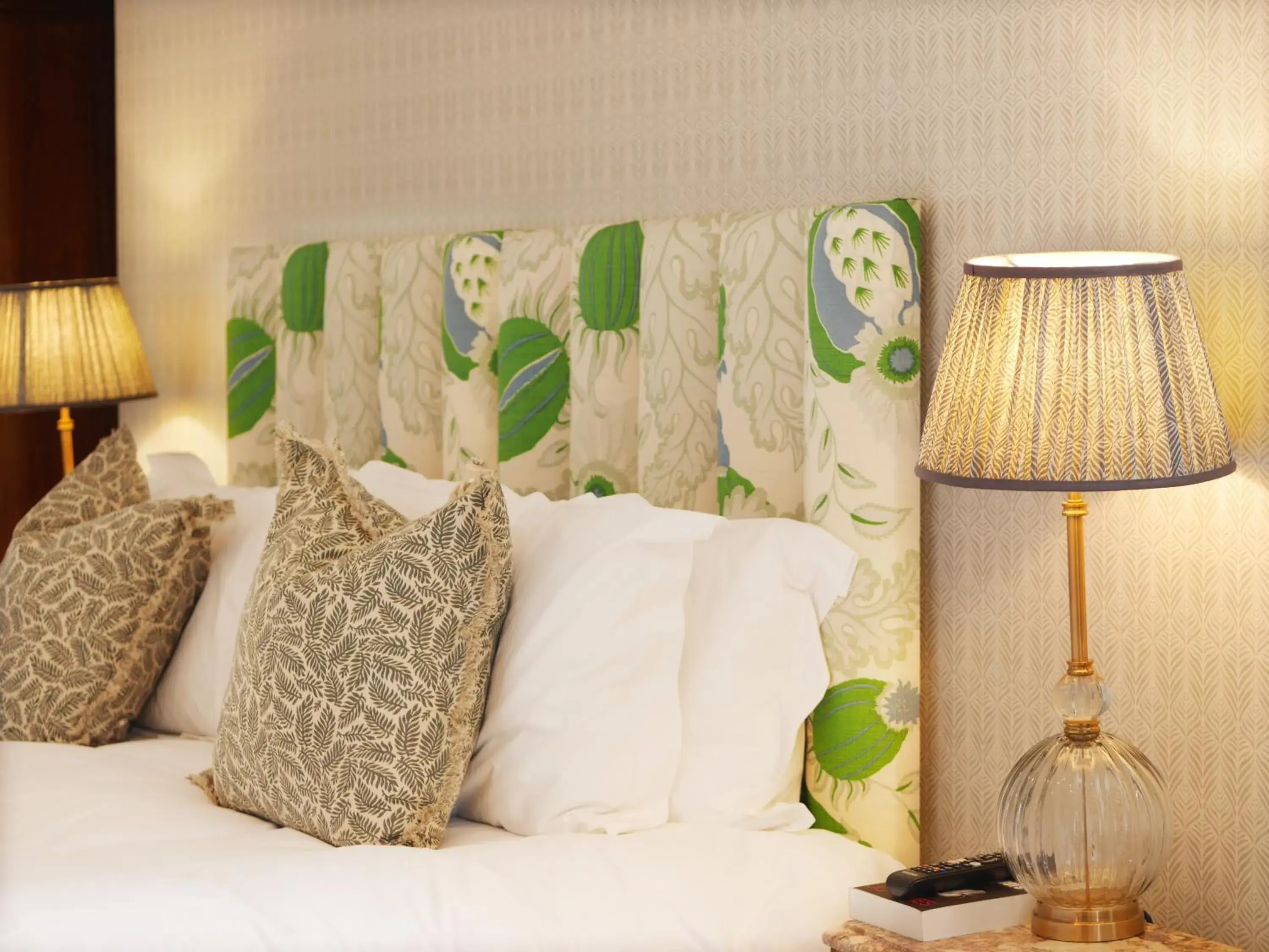 Double or Twin Room - single occupancy in The Drummond at Albury Double or Twin Room - single occupancy in The Drummond at Albury