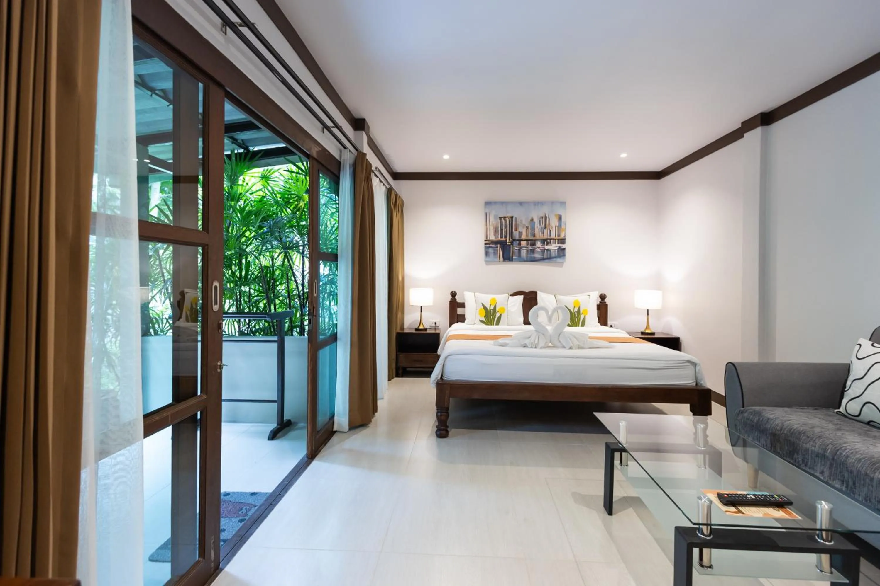 Bedroom, Bed in Bang Po Hut