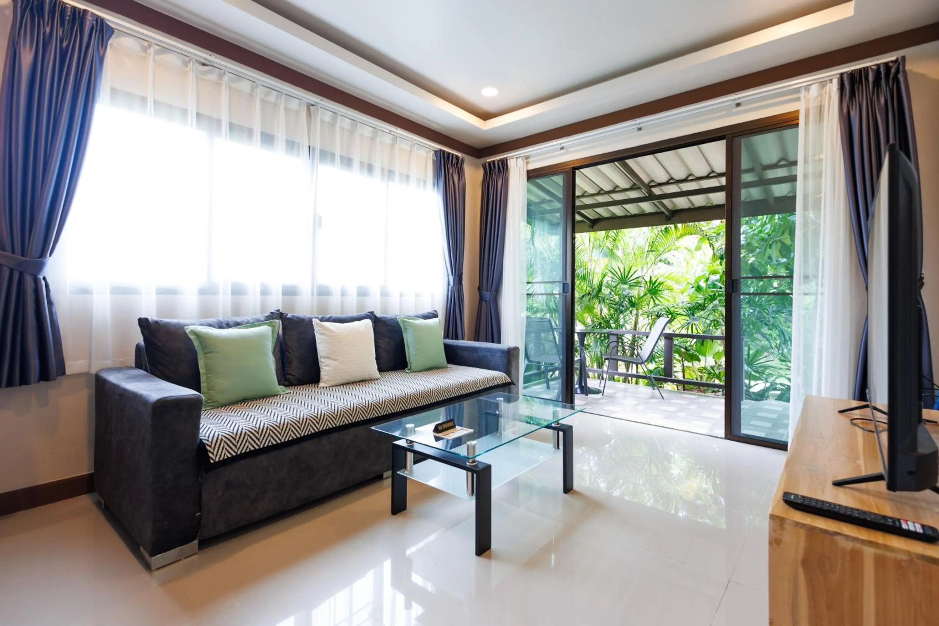 Living room in Bang Po Hut