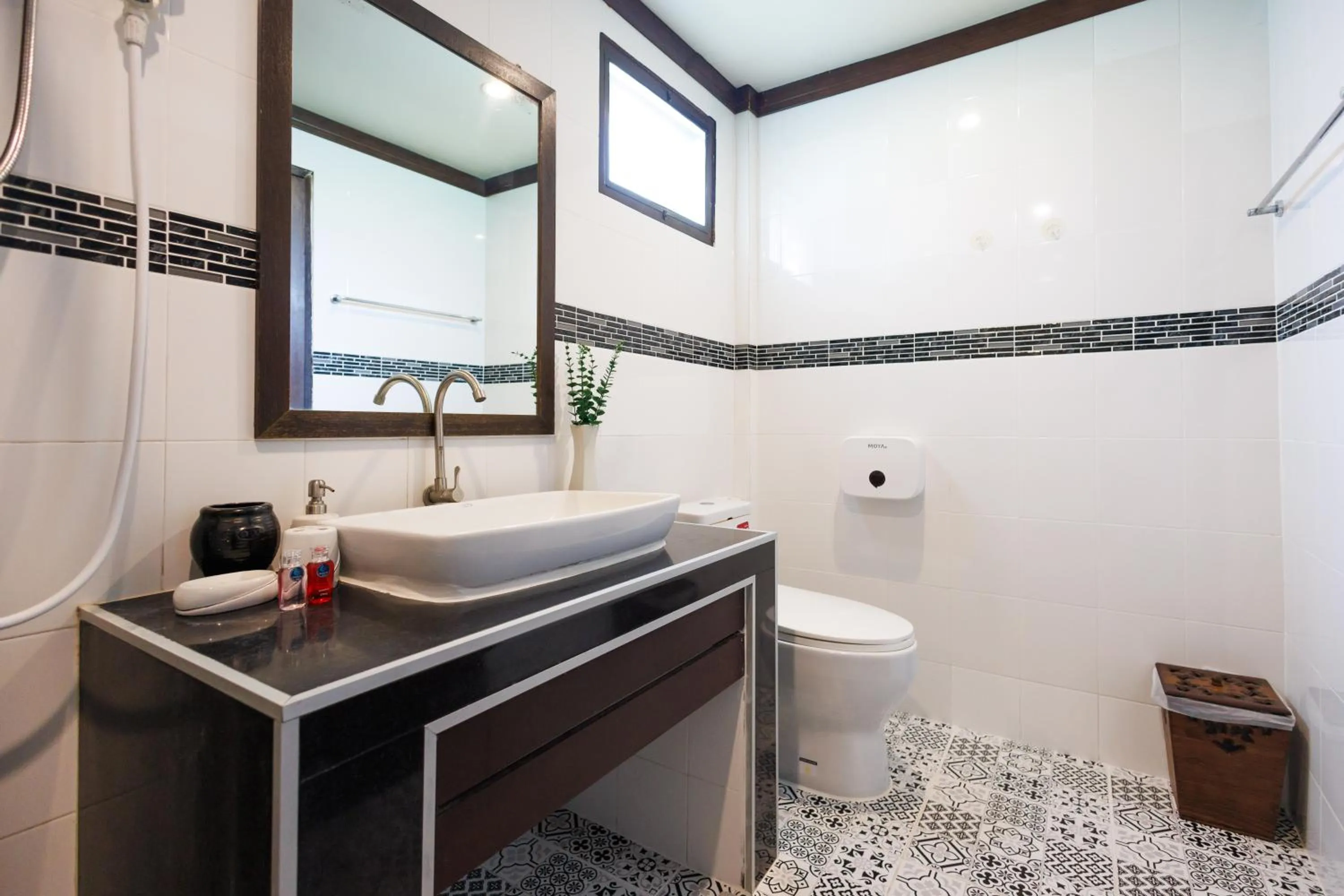 Bathroom in Bang Po Hut