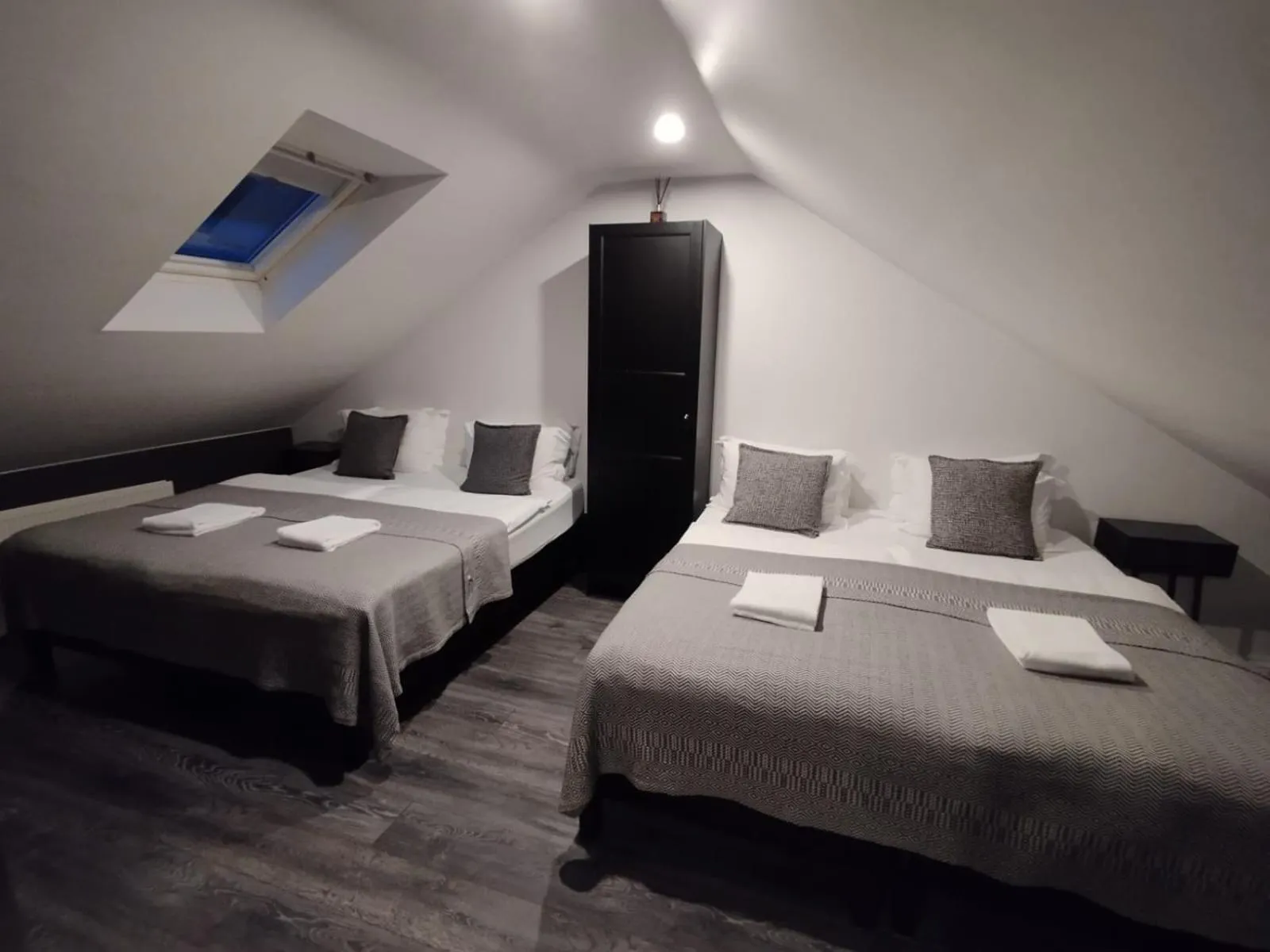 Bed in Vintage Apartment Hotel