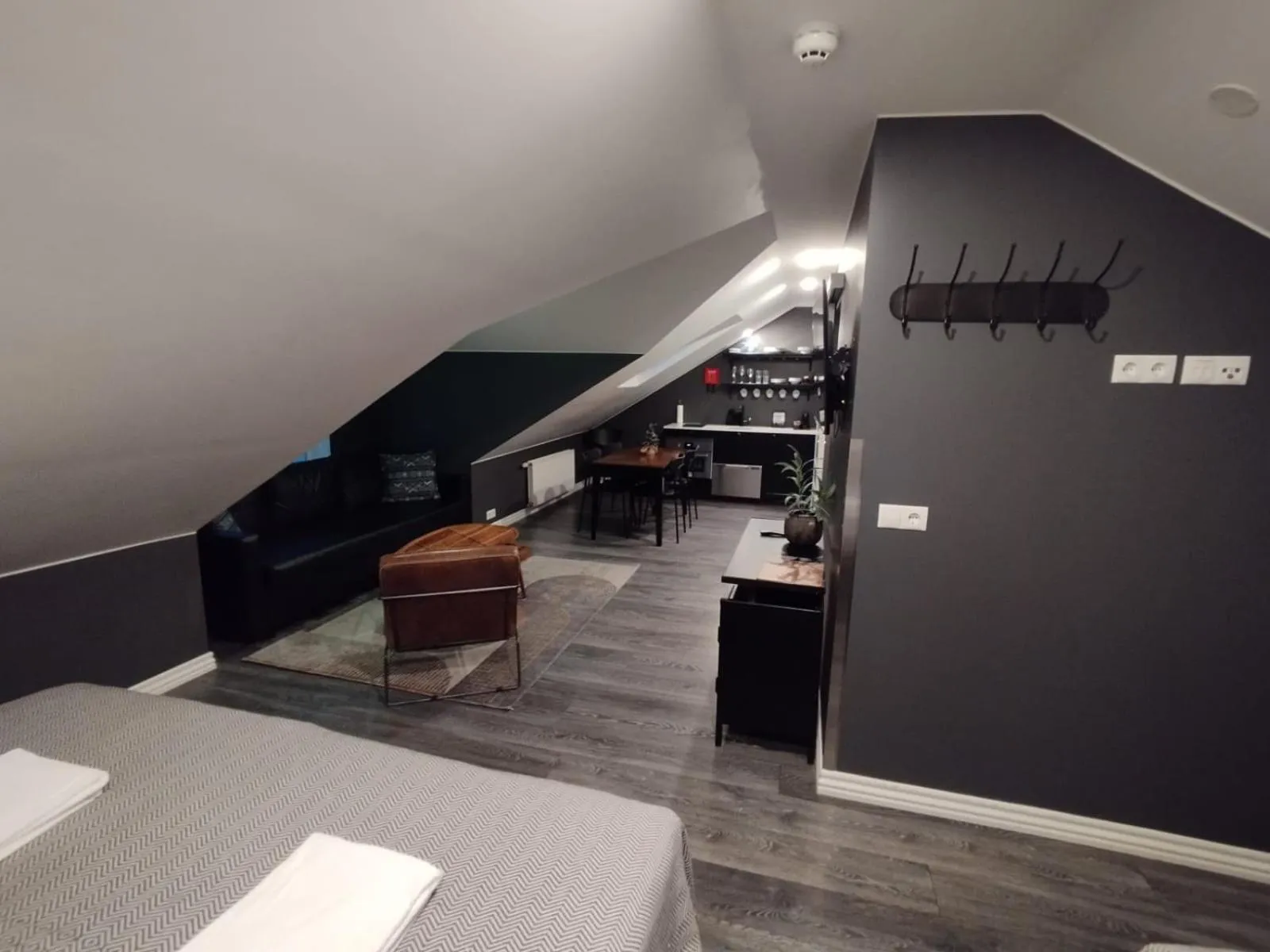 Photo of the whole room, Bed in Vintage Apartment Hotel