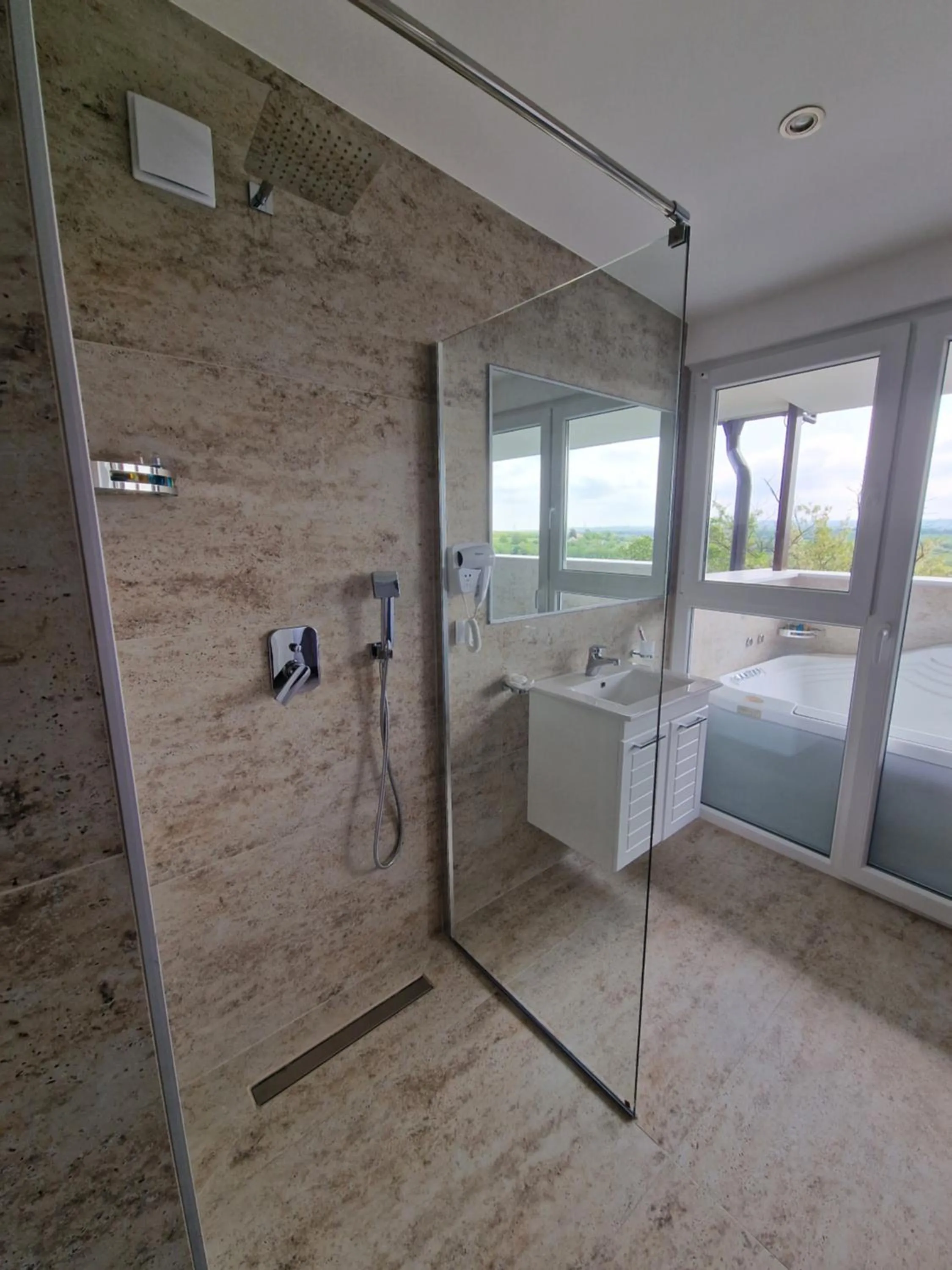 Bed in Rooms Green Set