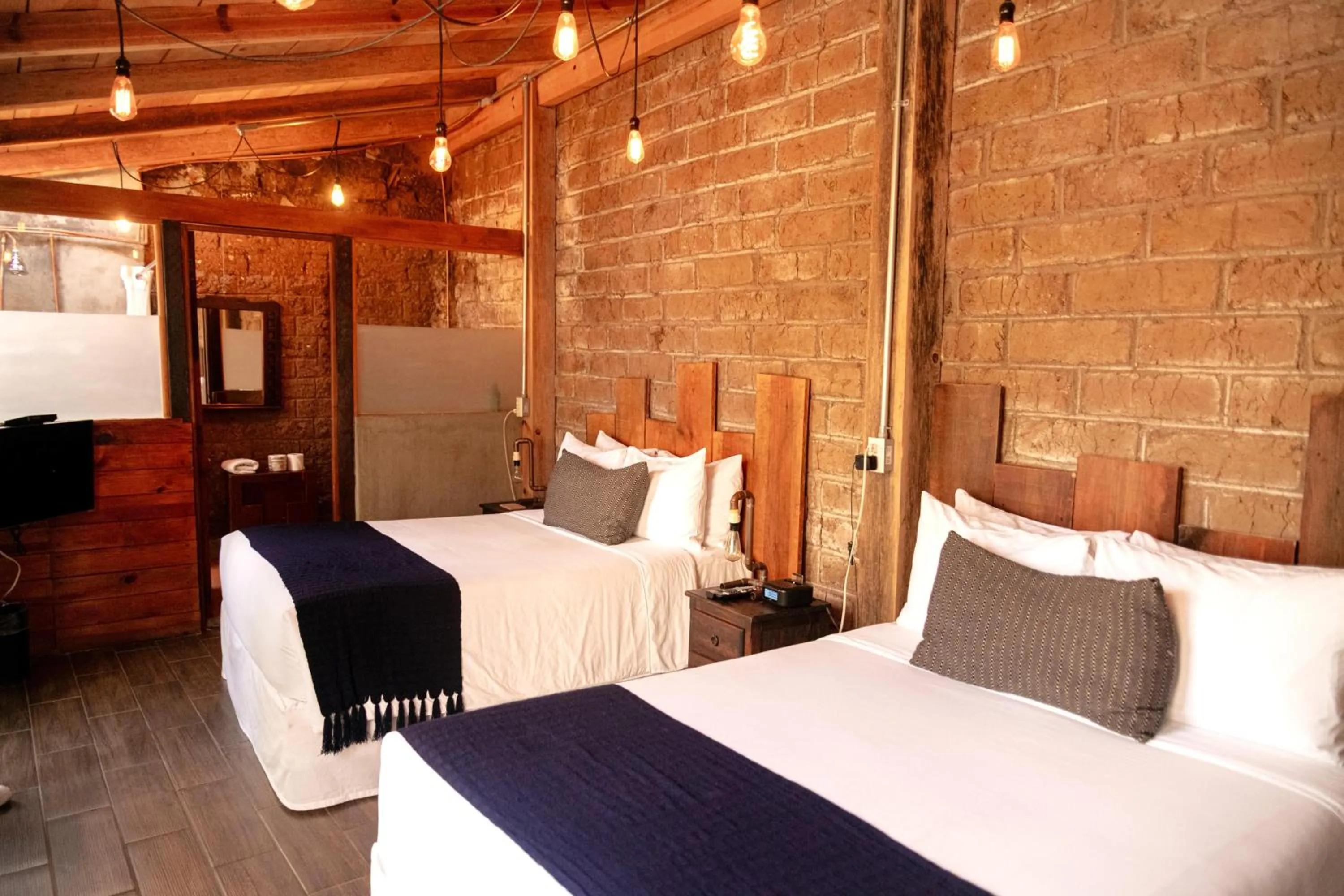 Photo of the whole room, Bed in Sereno Hotel