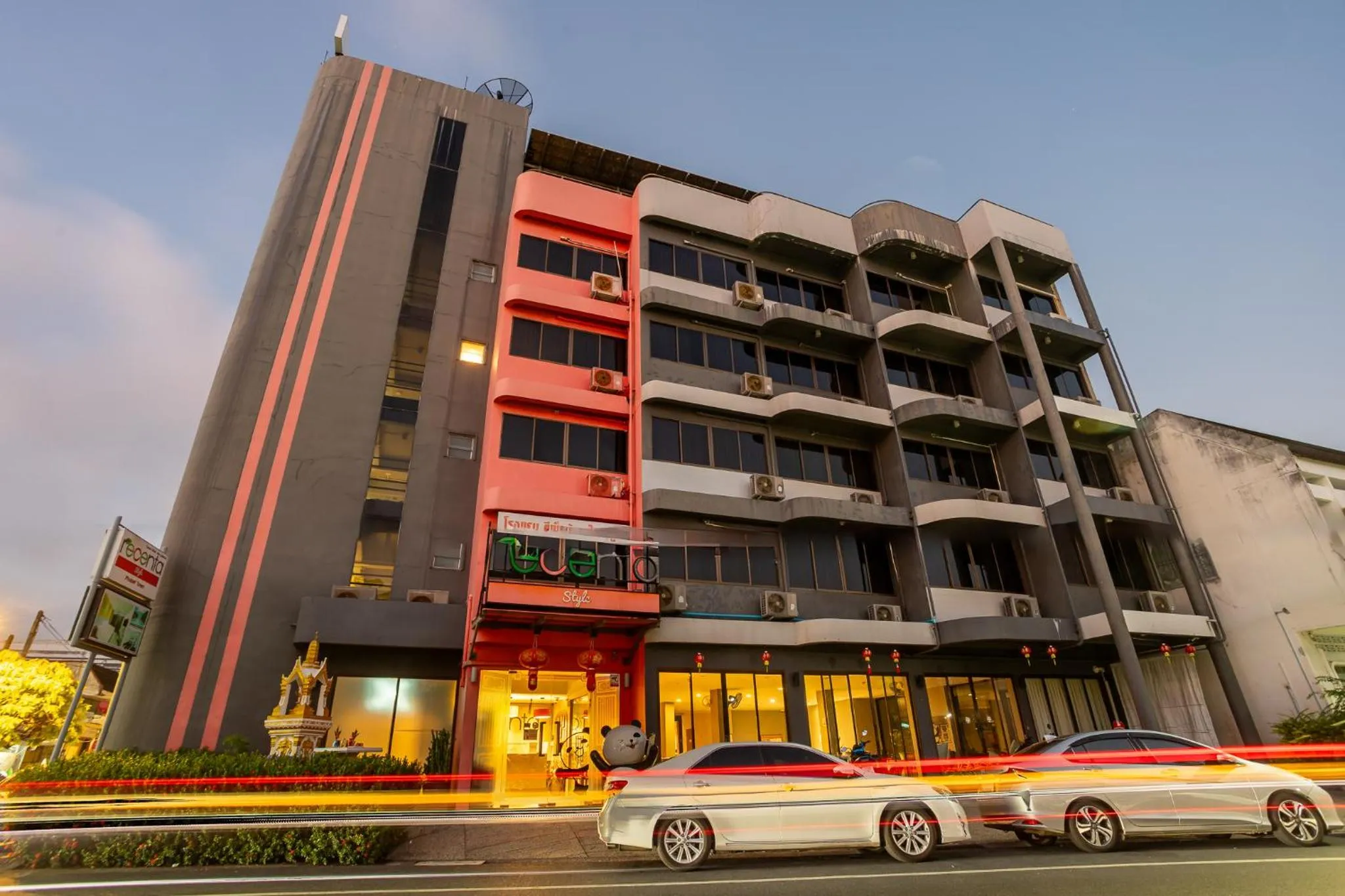 Property building in Recenta Style Phuket Town