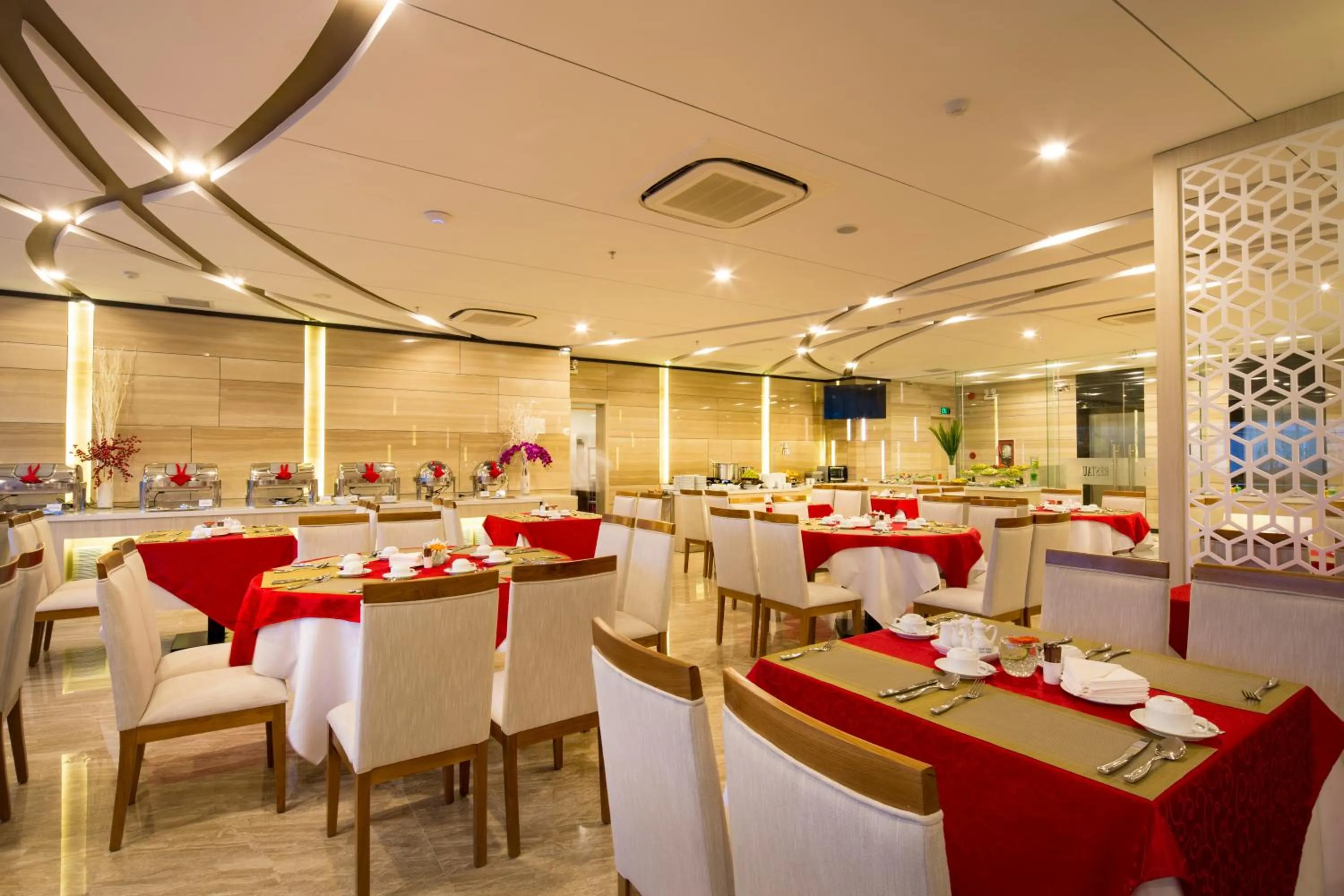 Dining area in Stella Maris Nha Trang Hotel