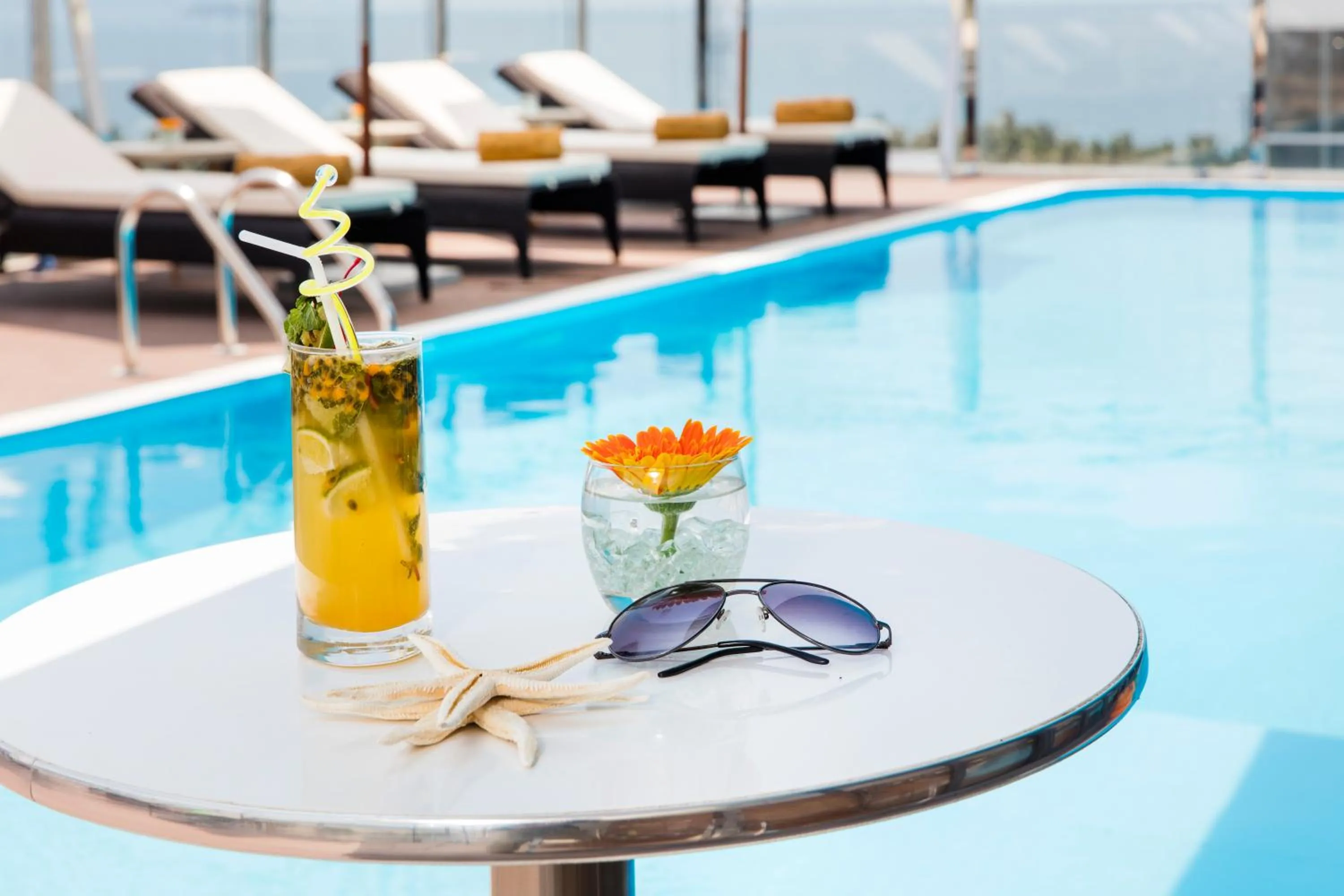 Swimming pool in Stella Maris Nha Trang Hotel