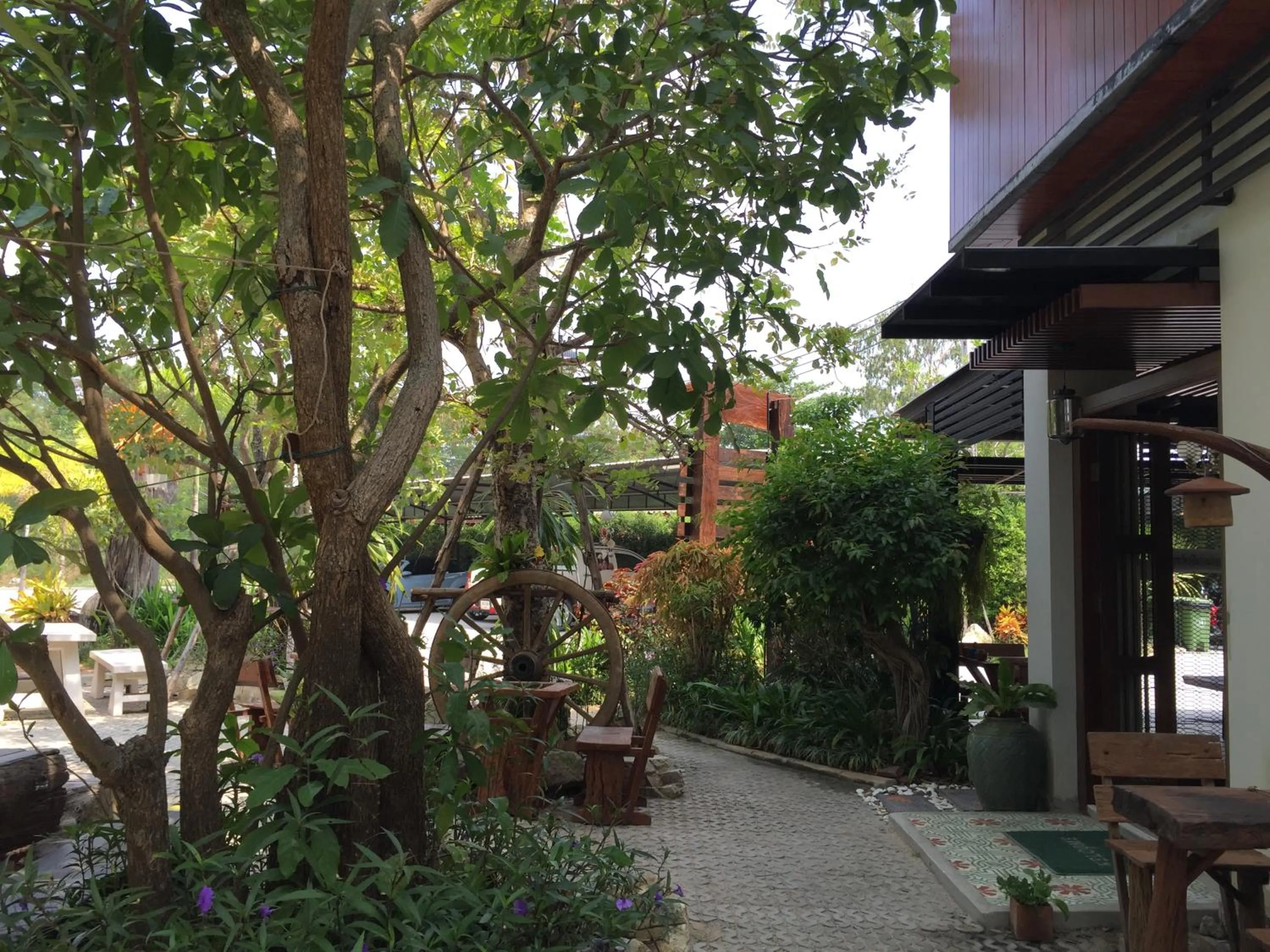 Garden in Rayonghouse Resort