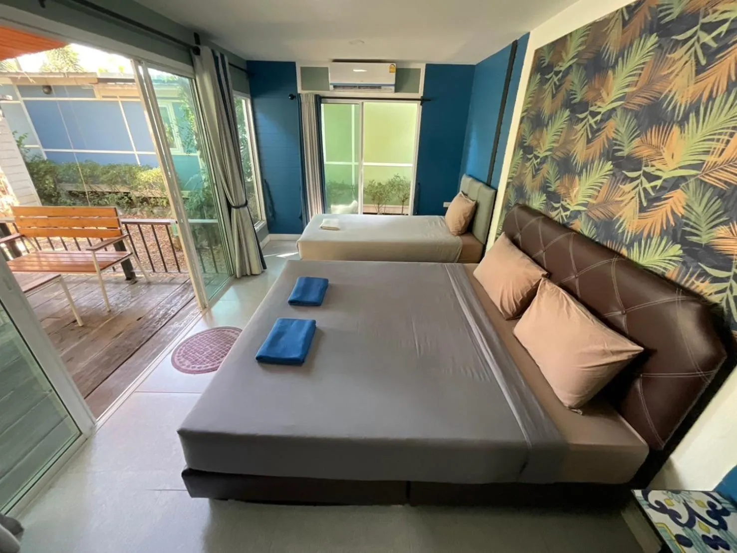 Bed in Rayonghouse Resort