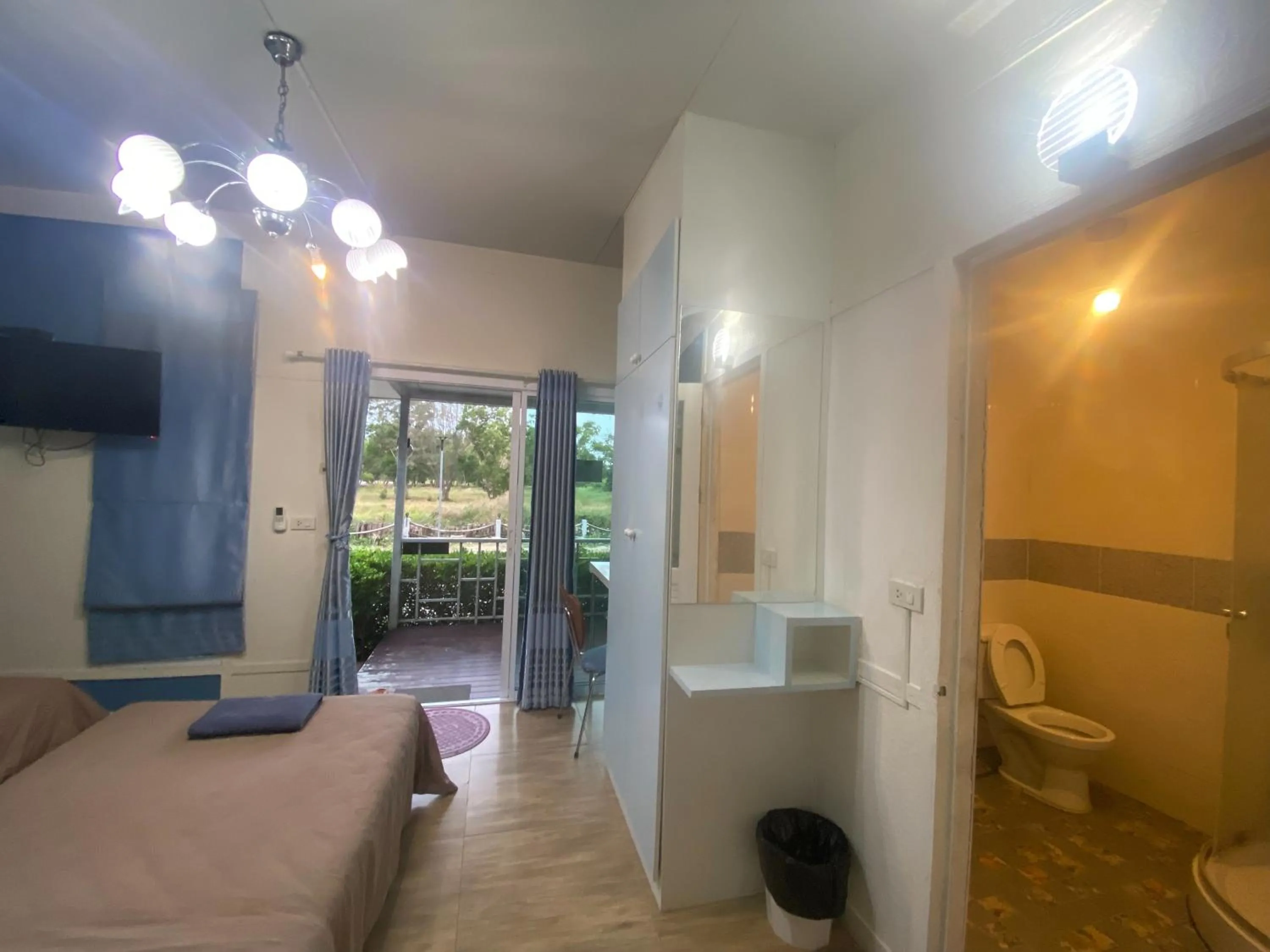 Bed in Rayonghouse Resort