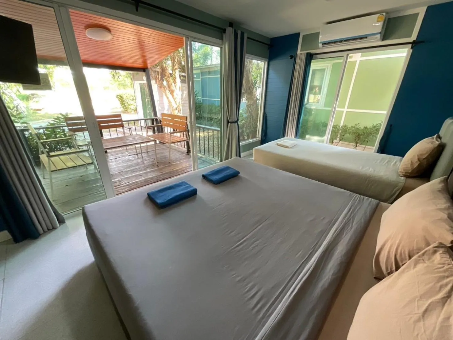 Bed in Rayonghouse Resort