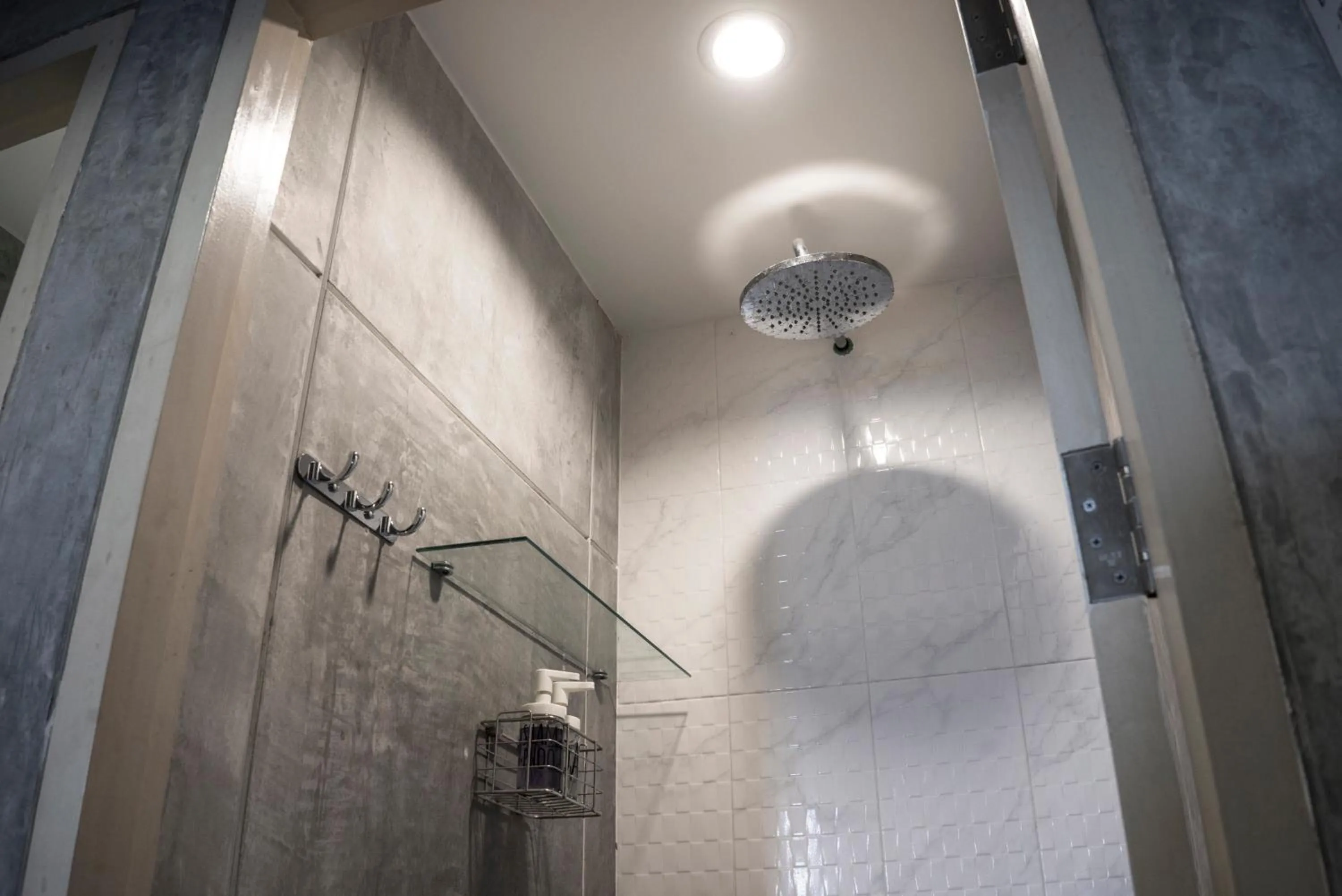 Bathroom in Yoo Yen Pen Sook