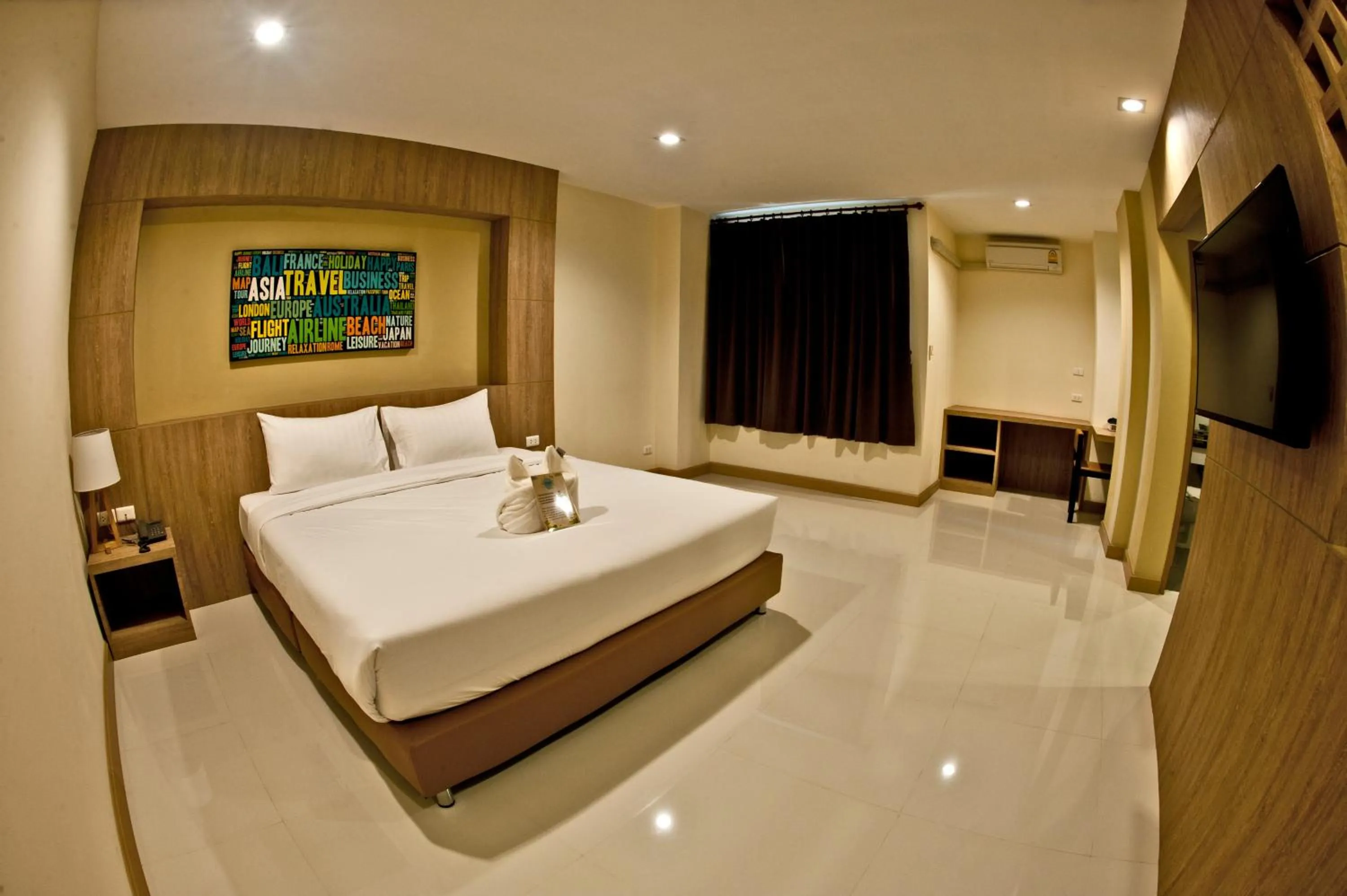 Photo of the whole room, Bed in OMG Hotel
