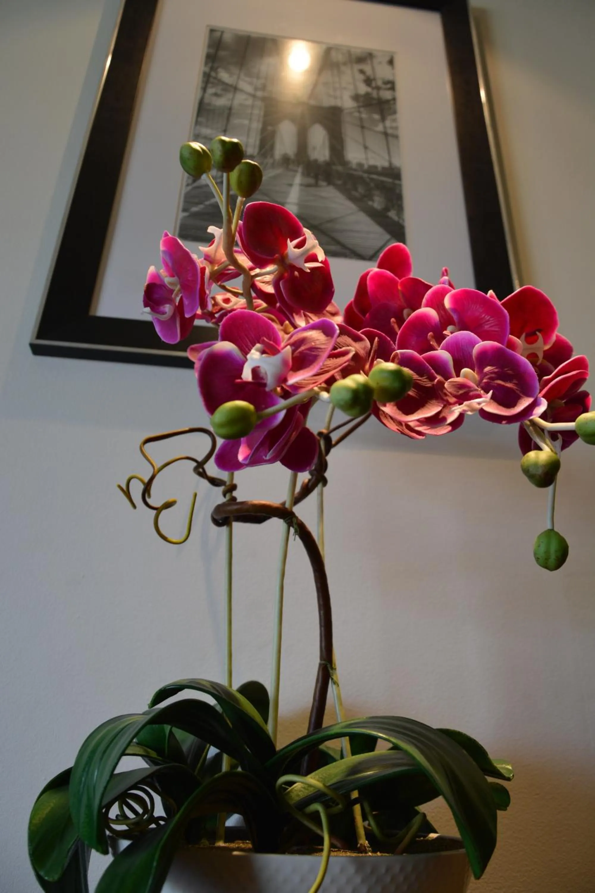 Decorative detail in Sir James Resort