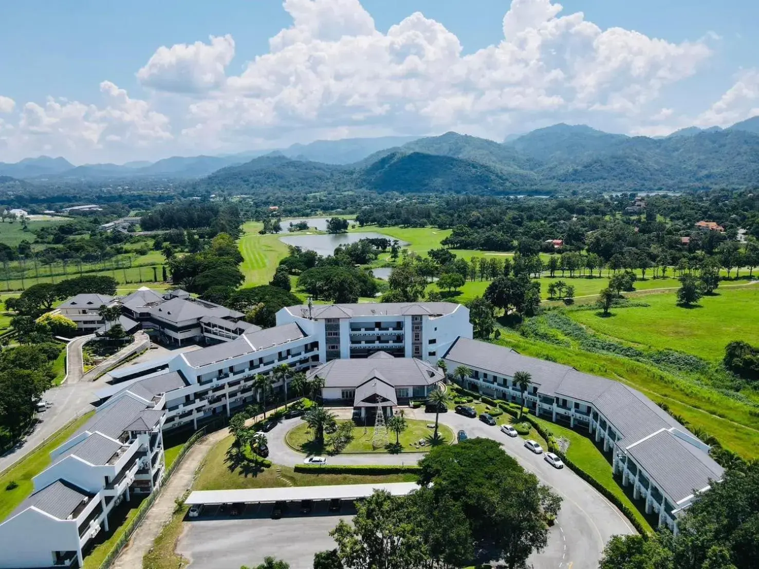 Sir James Resort Sir James Resort