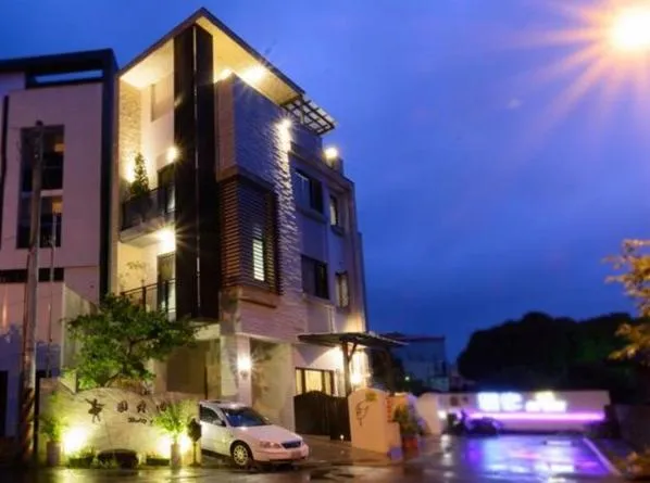 Property building in Waltz Villa