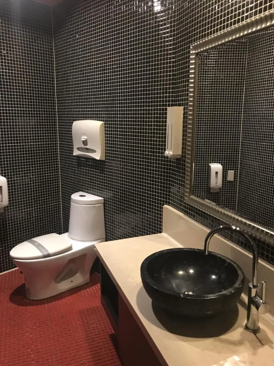 Discovery Motel - Tucheng