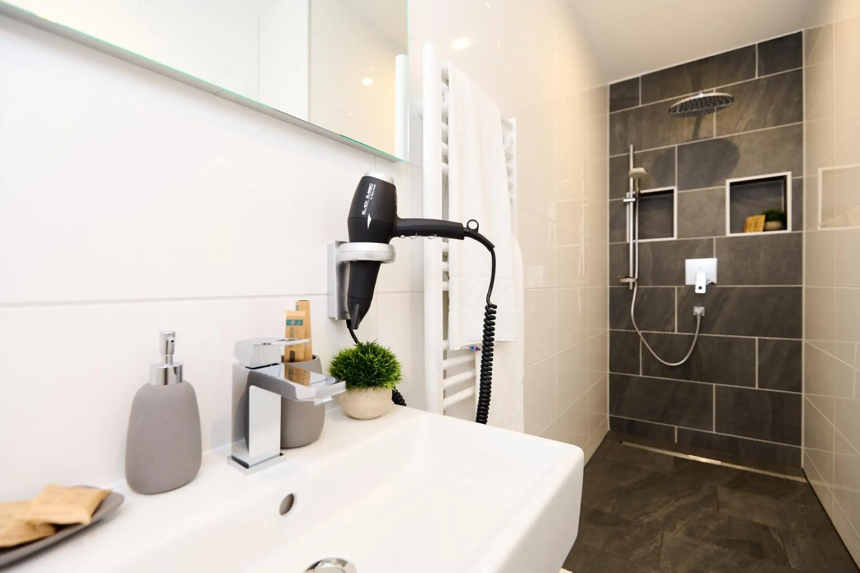 Apartment with Balcony - single occupancy in Pension - Ferienwohnungen Zollner Apartment with Balcony - single occupancy in Pension - Ferienwohnungen Zollner