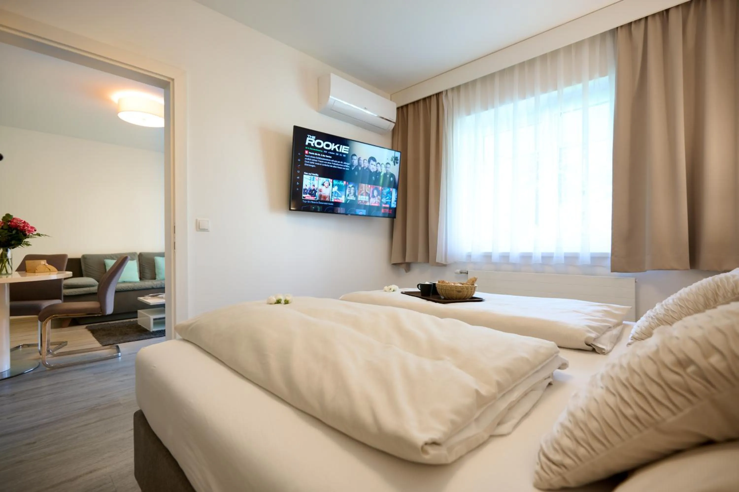 Bed in Pension - Ferienwohnungen Zollner