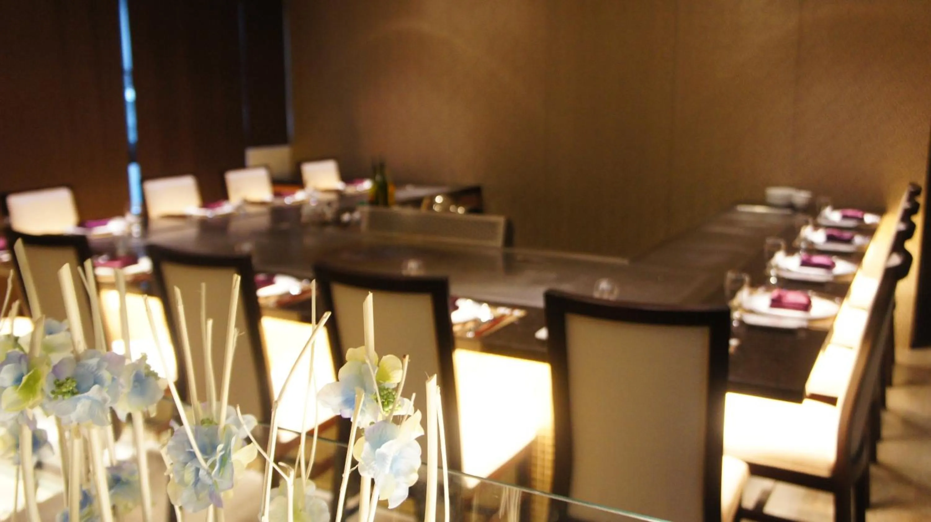 Restaurant/places to eat in Happiness Inn Hotel