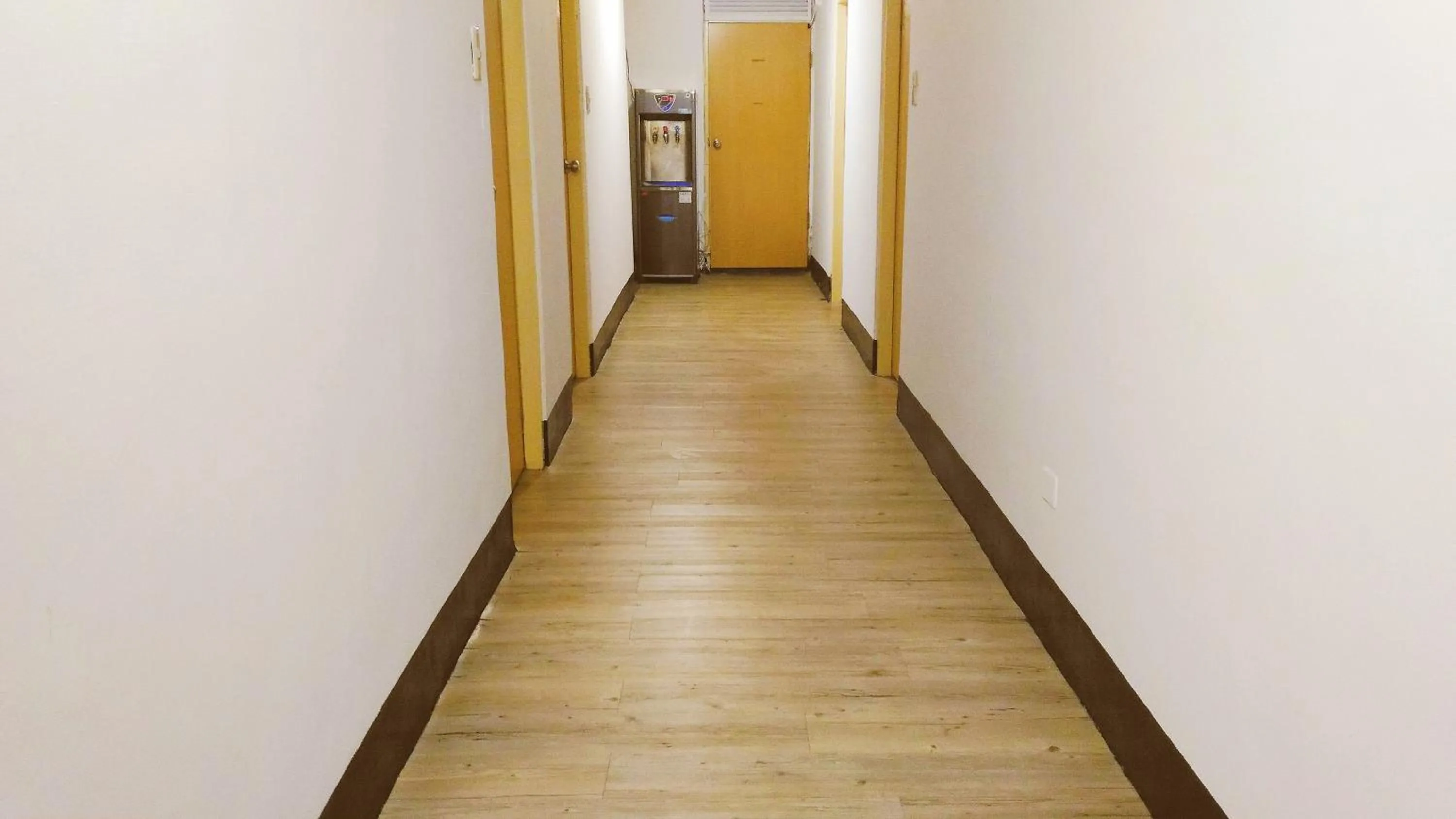 Decorative detail in Chia Rong Hostel