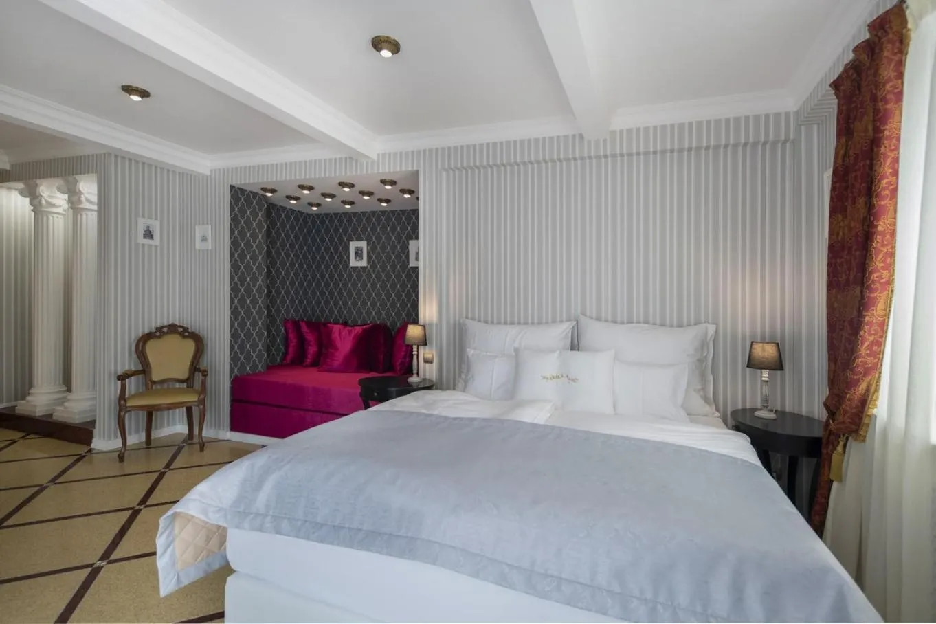 Bed in Erla Villa Boutique Hotel