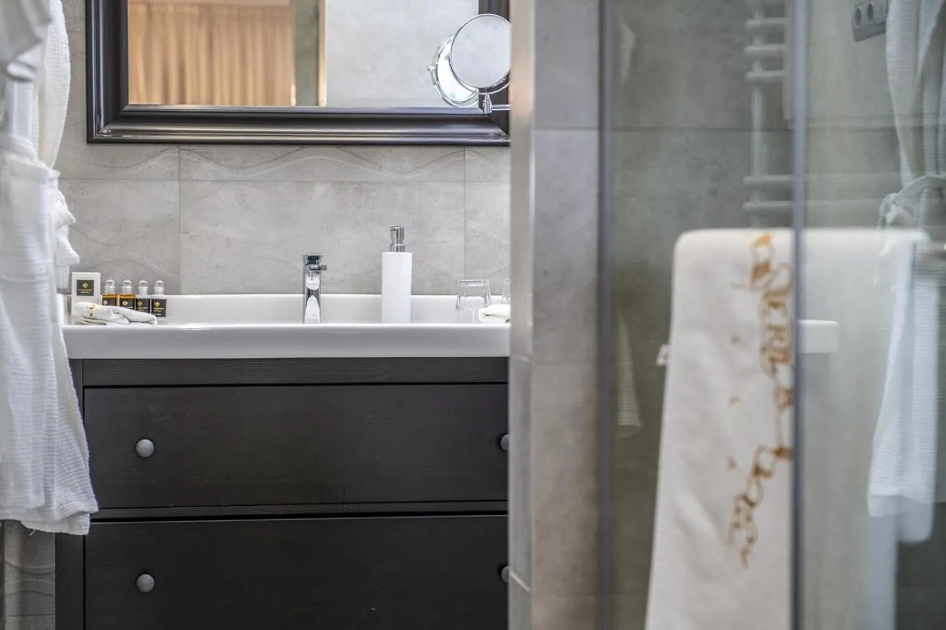 Bathroom in Erla Villa Boutique Hotel