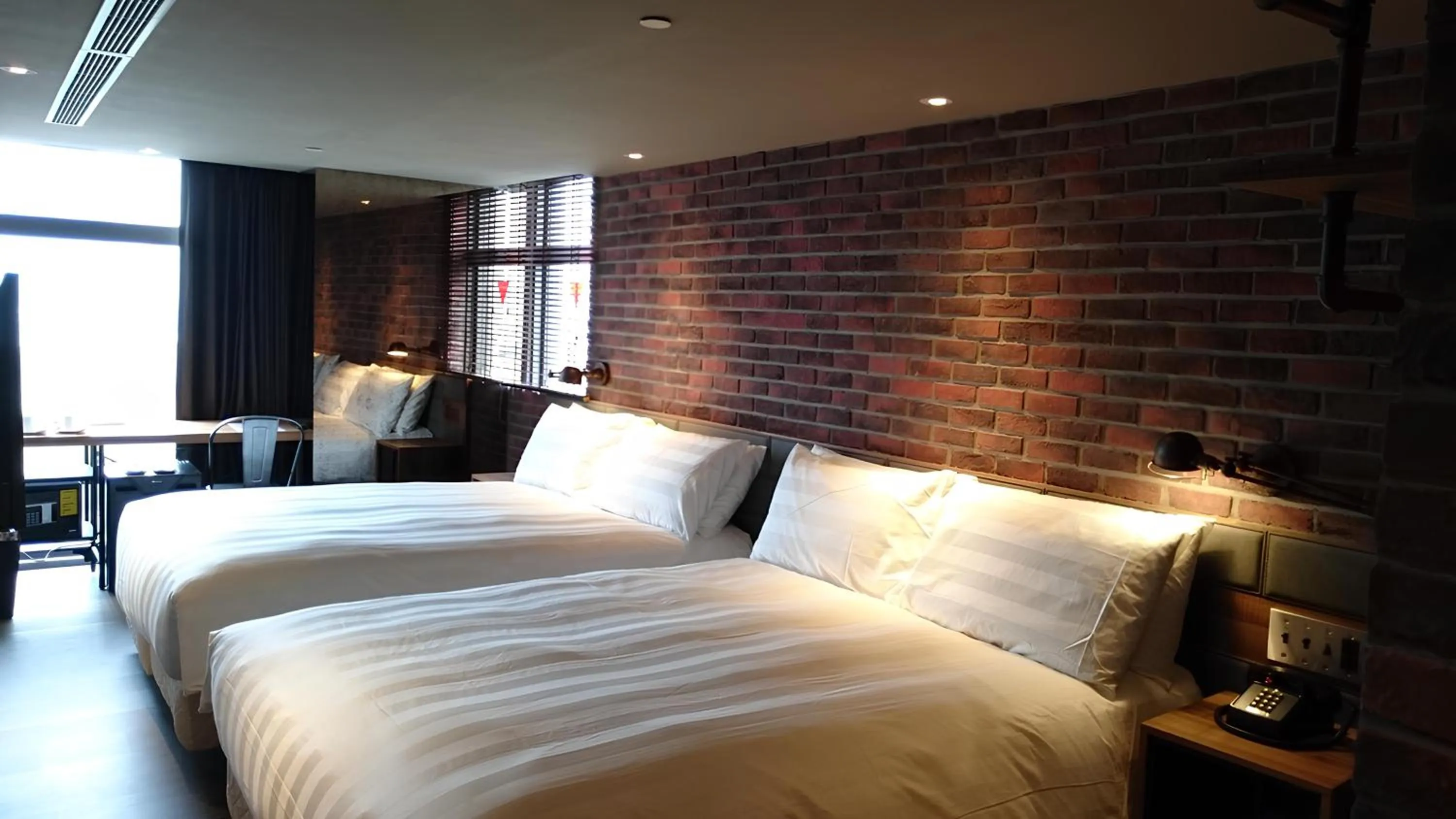 Bed in City Suites - Kaohsiung Pier2