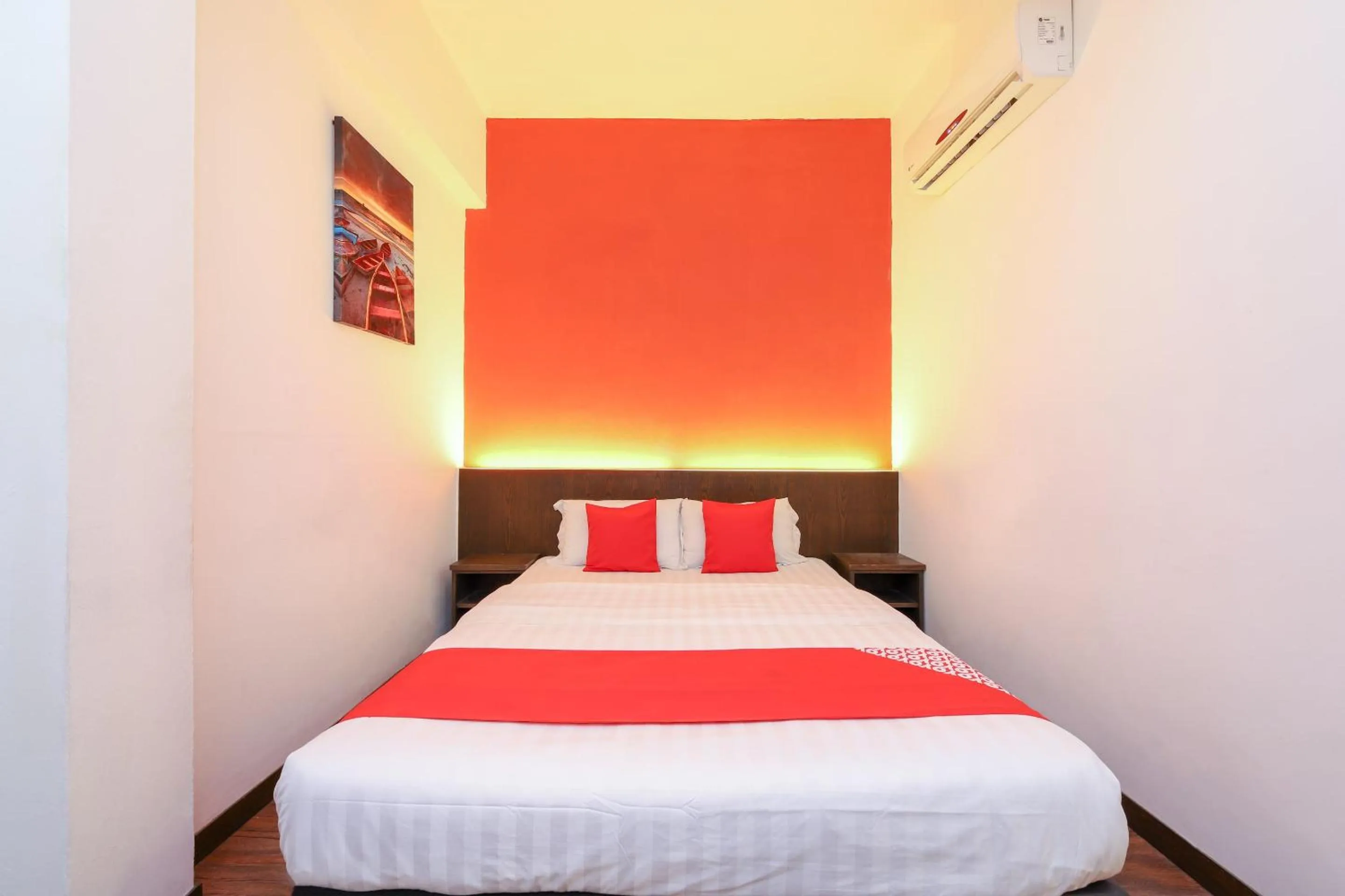 Bedroom, Bed in Hotel O Madras