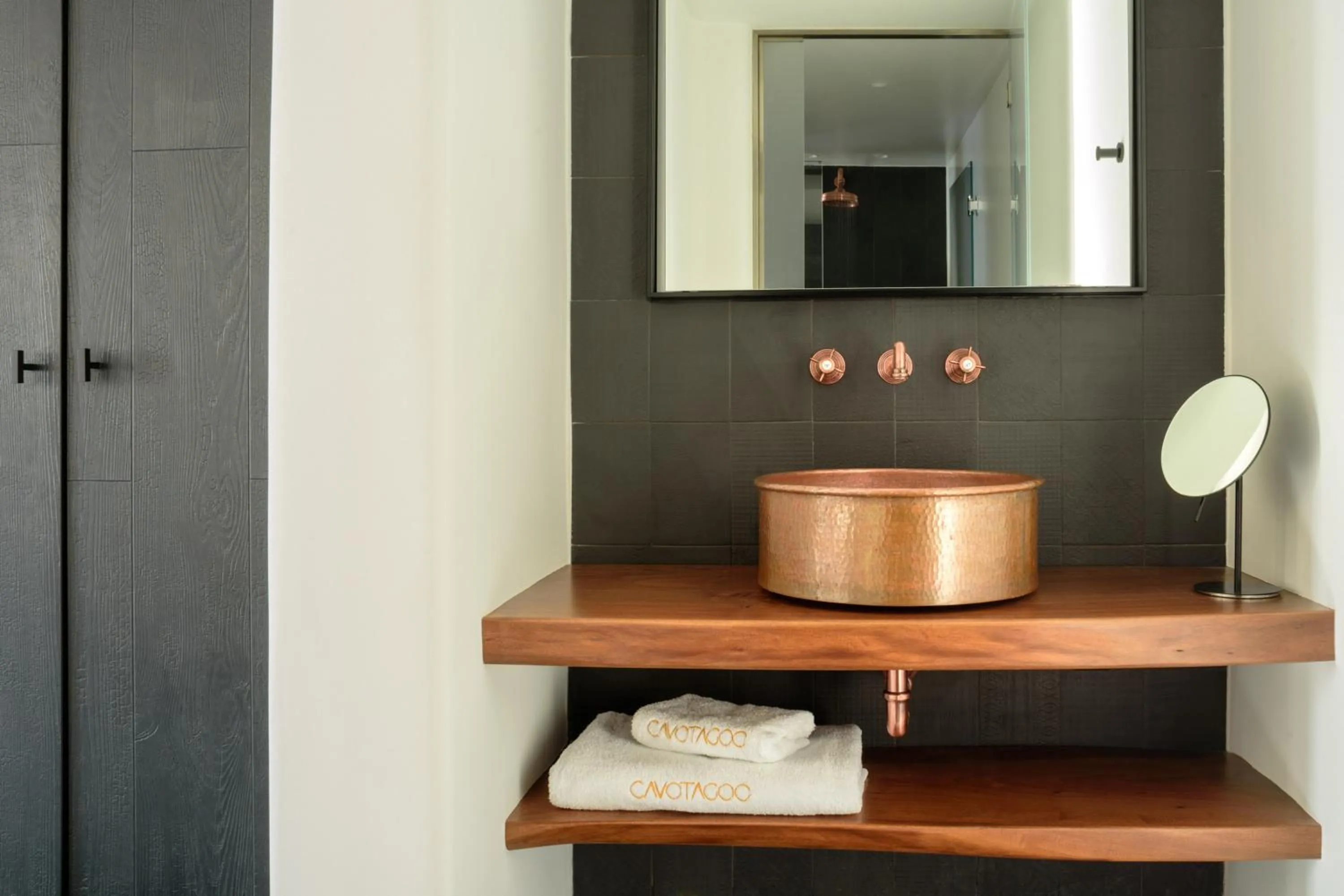 towels in Cavo Tagoo Santorini