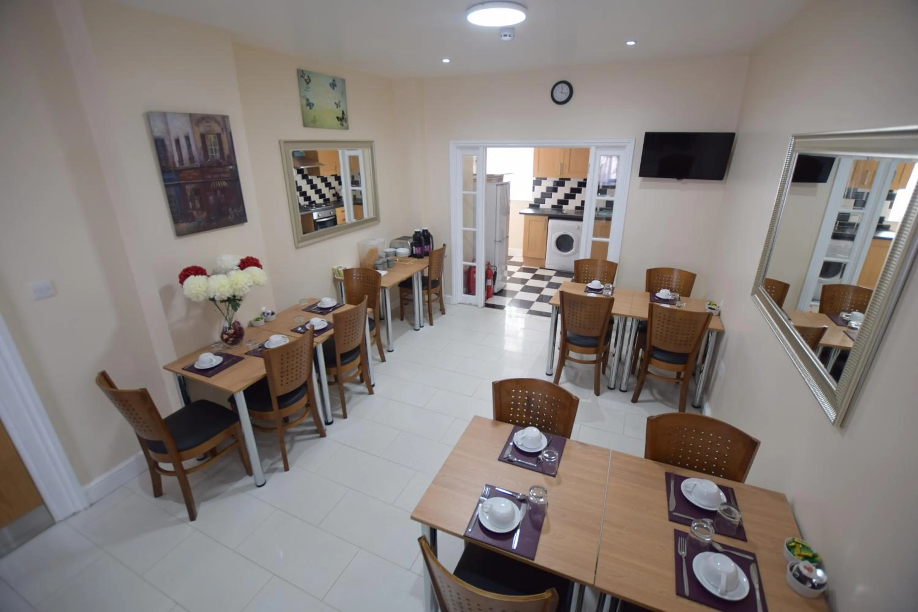 Dining area in Woodlands Lodge Ilford