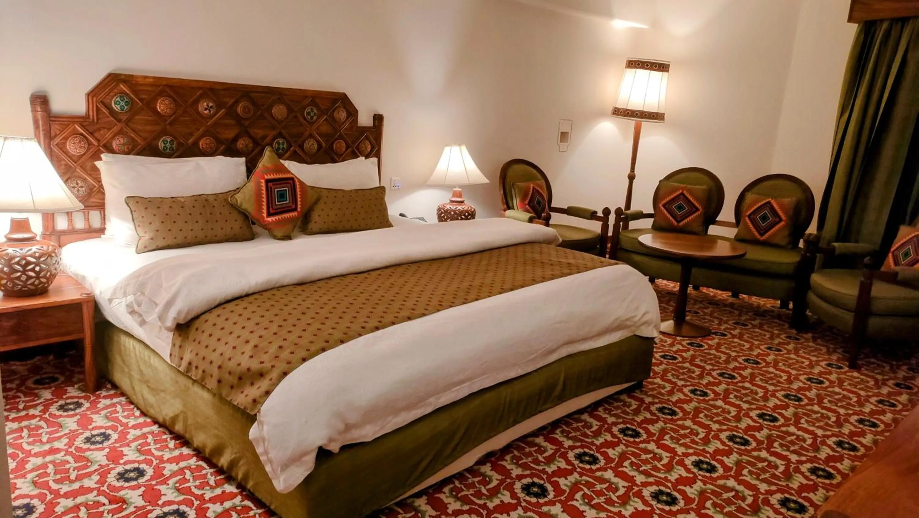 Bedroom, Bed in Quetta Serena Hotel