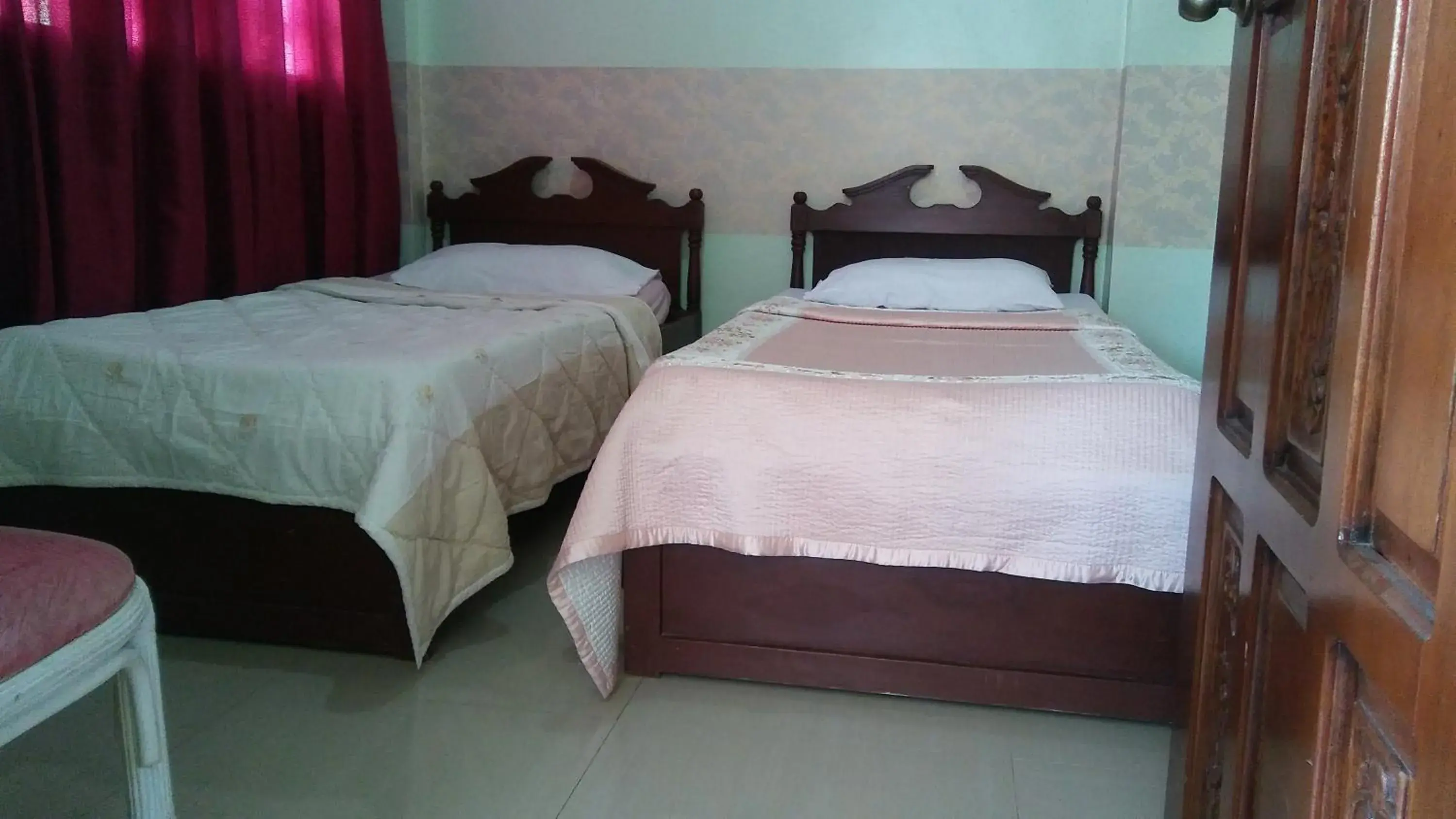 Double or Twin Room with Bathroom in Dweller's Pensione Double or Twin Room with Bathroom in Dweller's Pensione