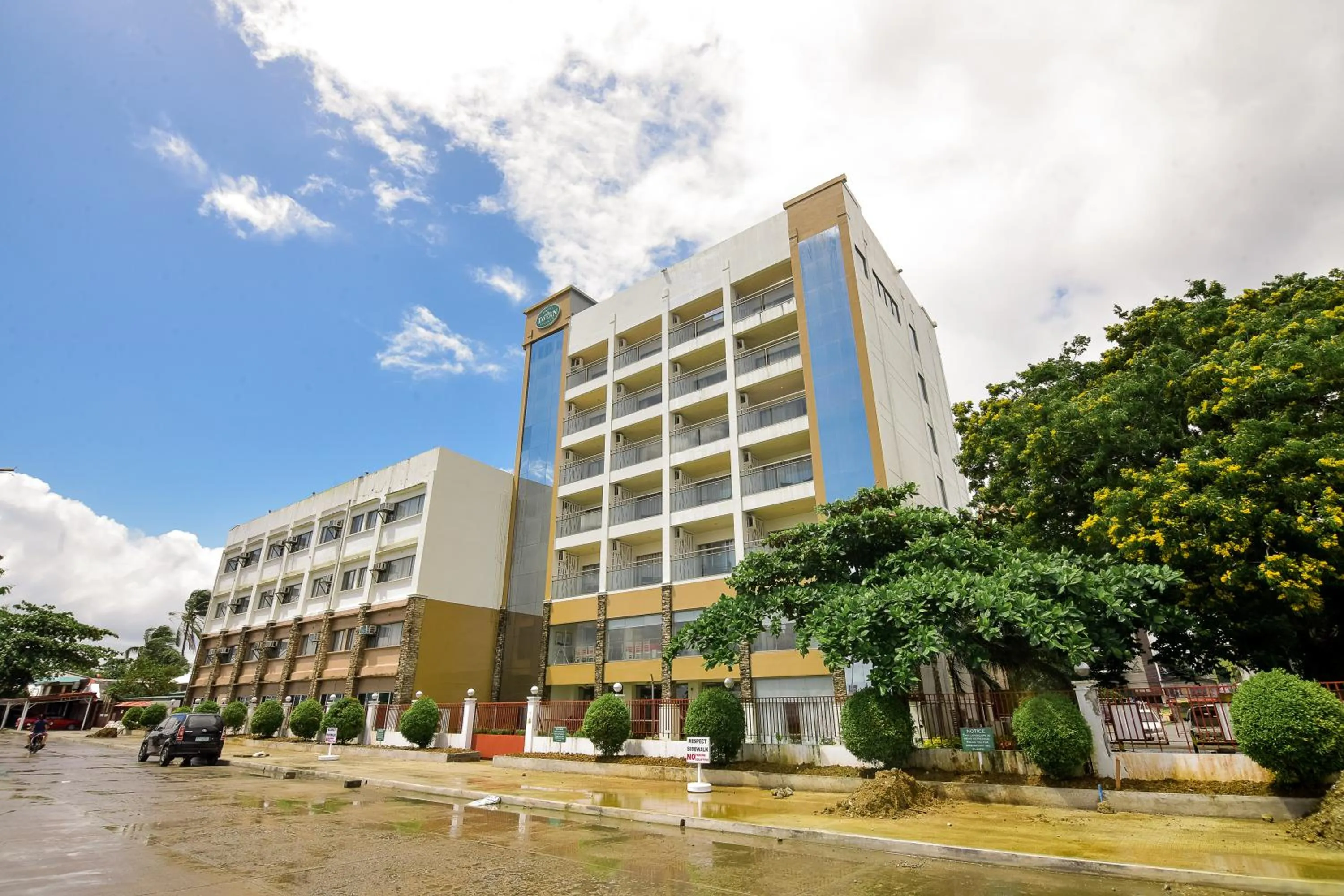 Hotel Tavern Surigao