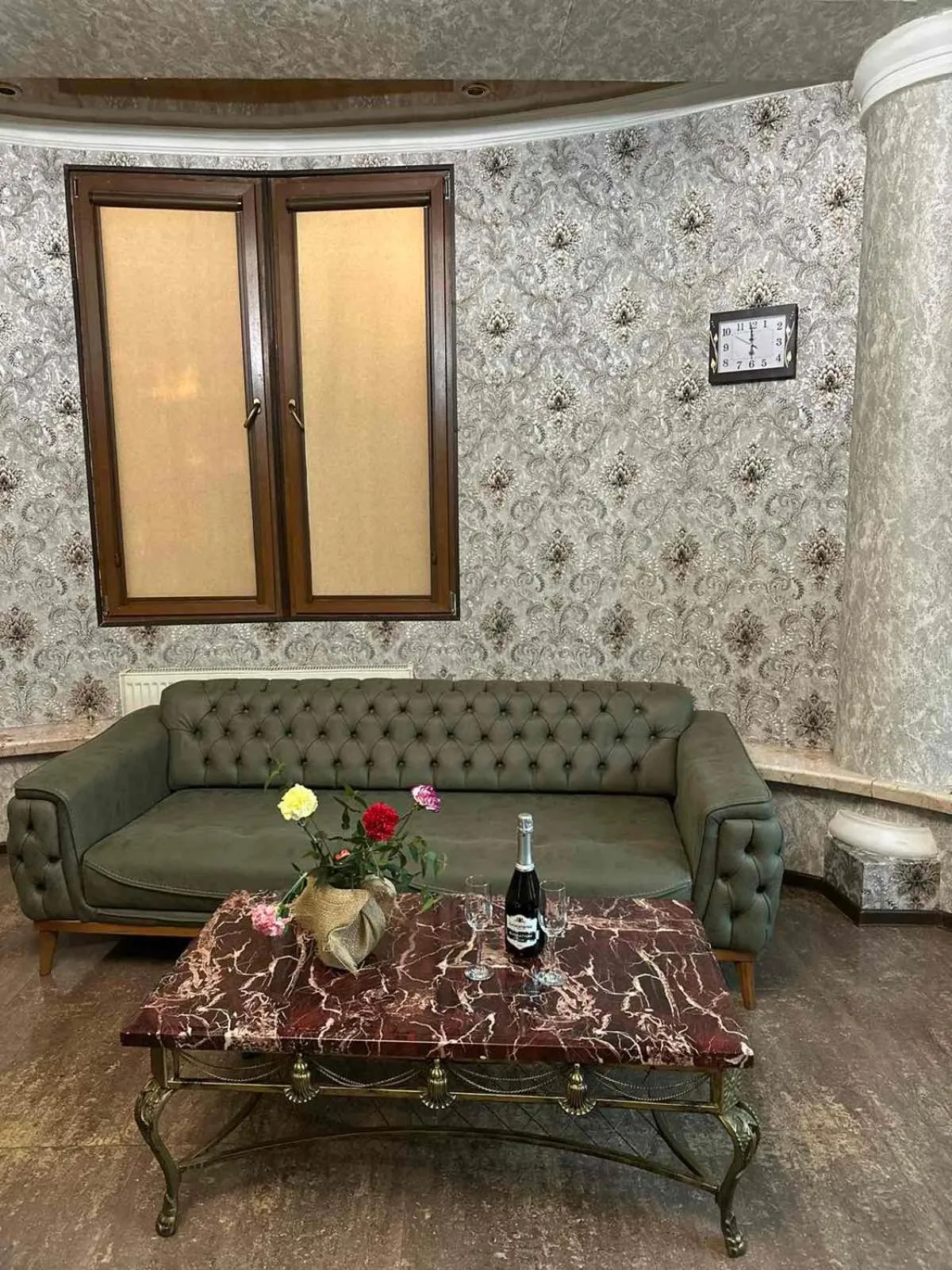 Photo of the whole room in Hotel Piza