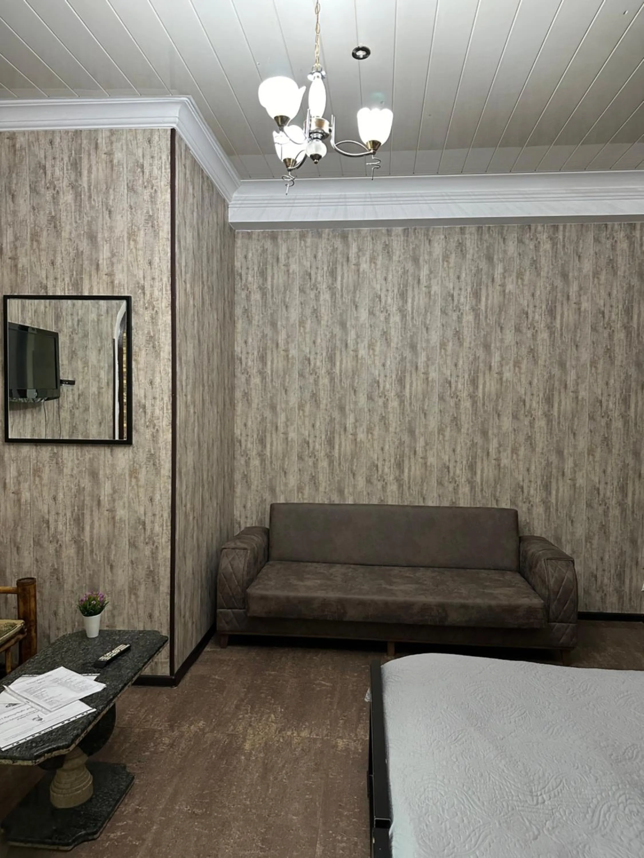 Seating area in Hotel Piza