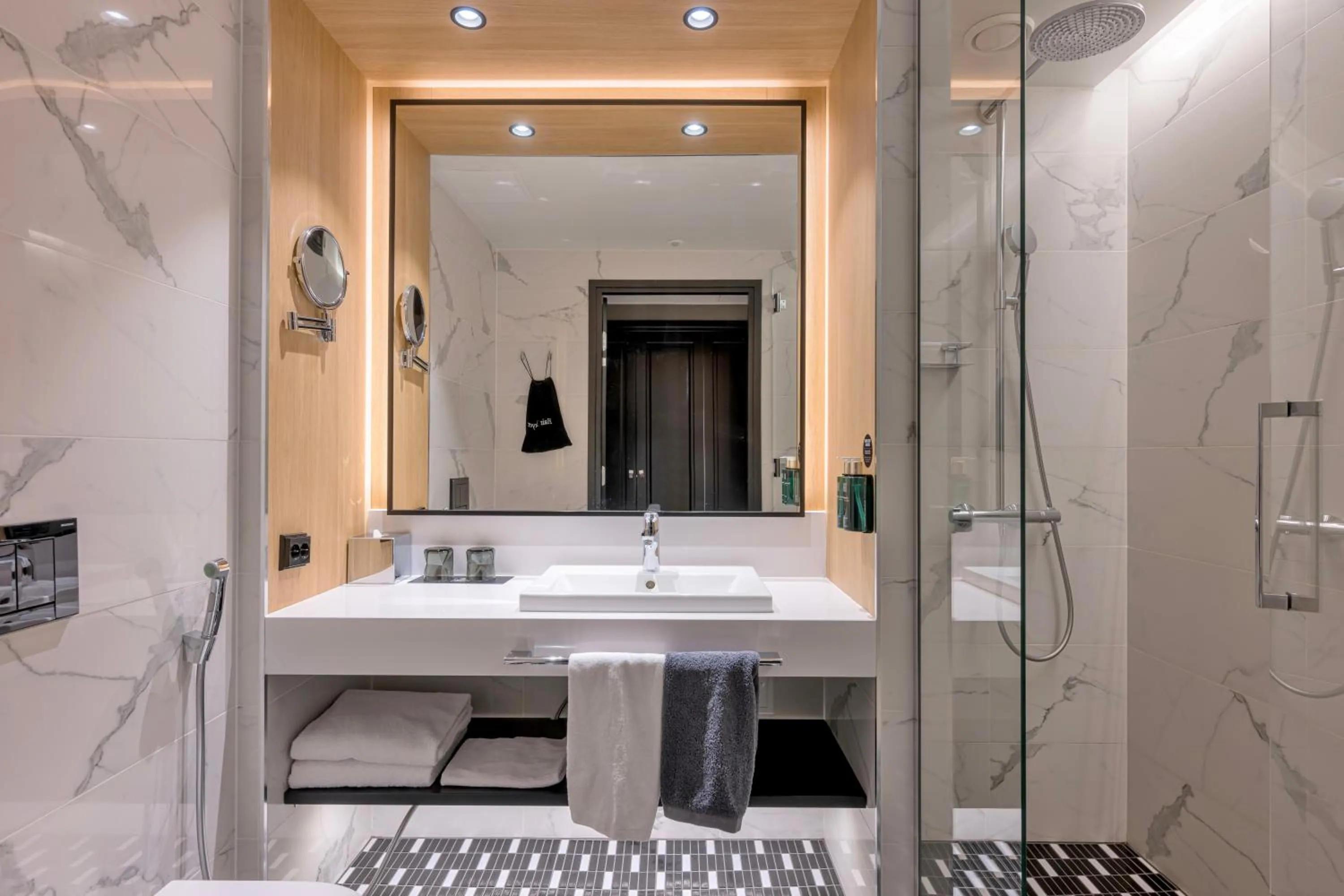 Bathroom in Clarion Hotel Aviapolis